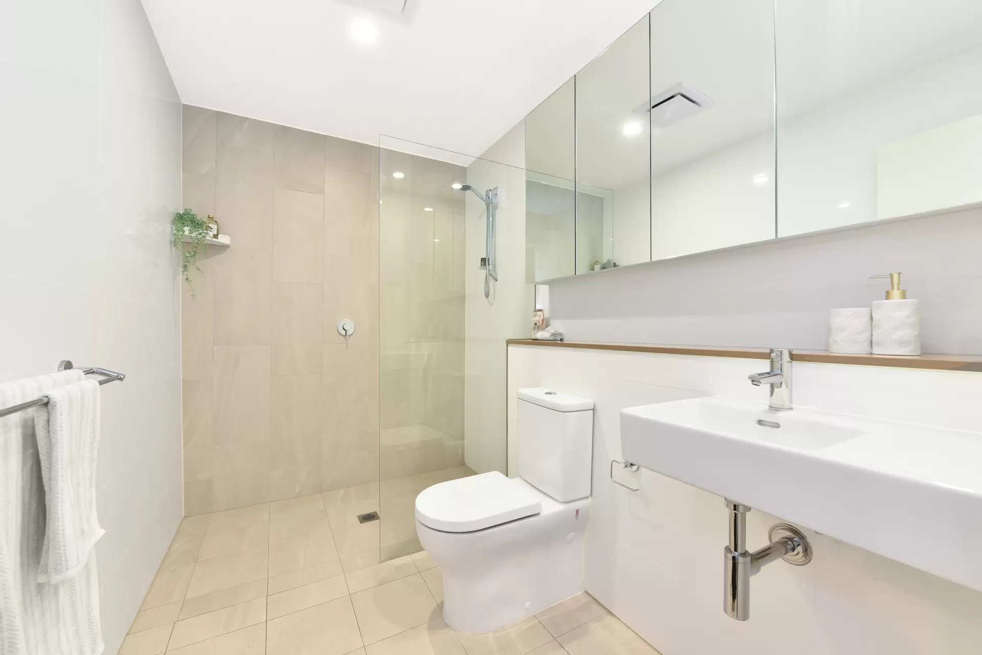 126/1 Herlina Crescent, Rouse Hill Sold by Chidiac Realty - image 1