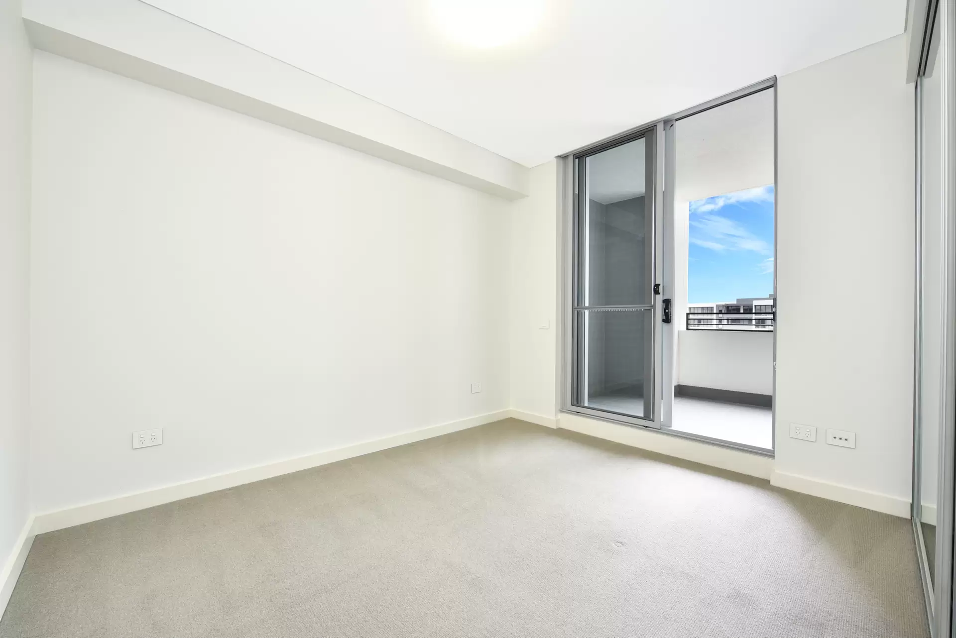 711/5 Verona Drive, Wentworth Point Leased by Chidiac Realty - image 1
