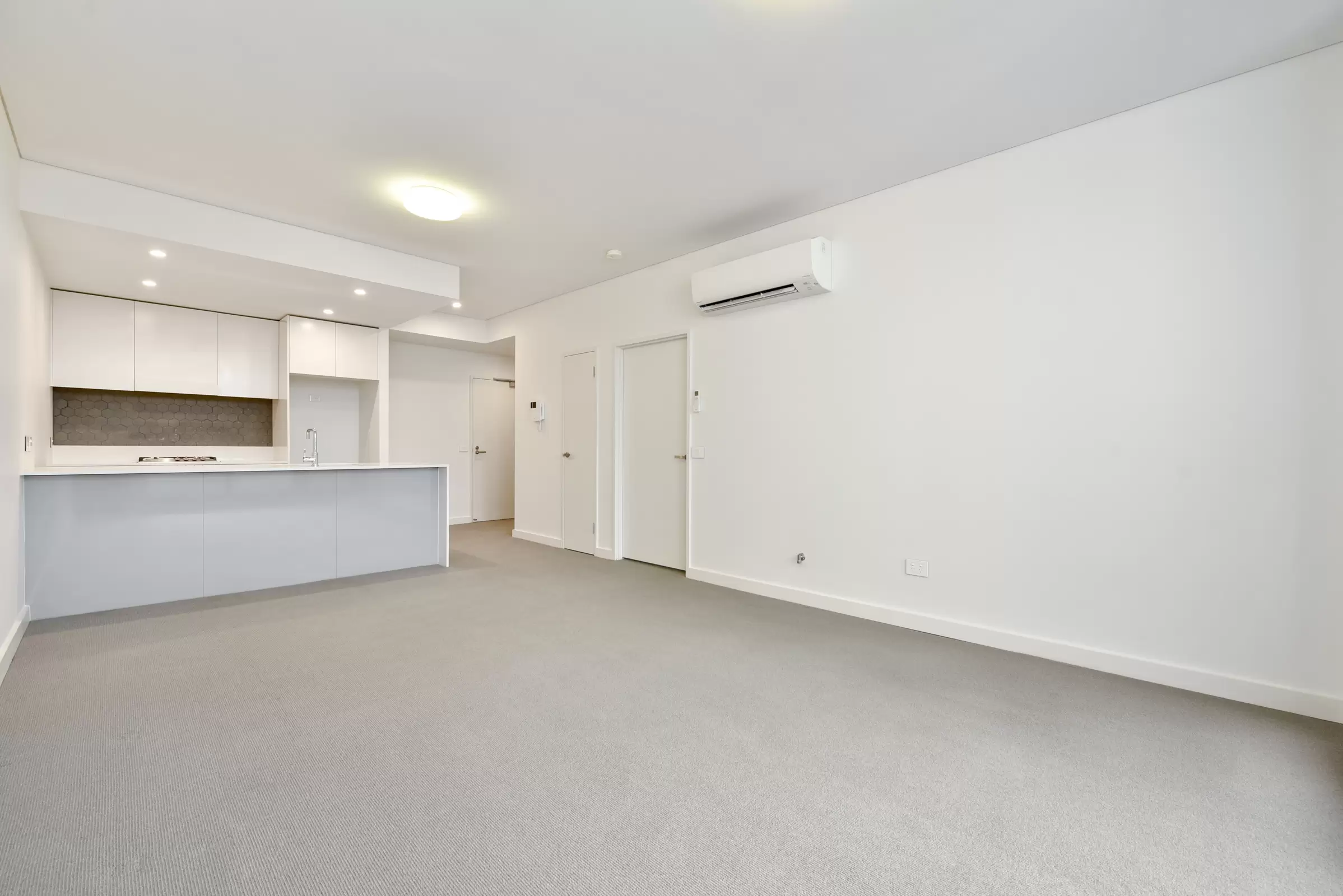 711/5 Verona Drive, Wentworth Point Leased by Chidiac Realty - image 3