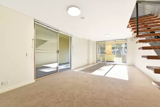 315/4 Stromboli Strait, Wentworth Point Leased by Chidiac Realty