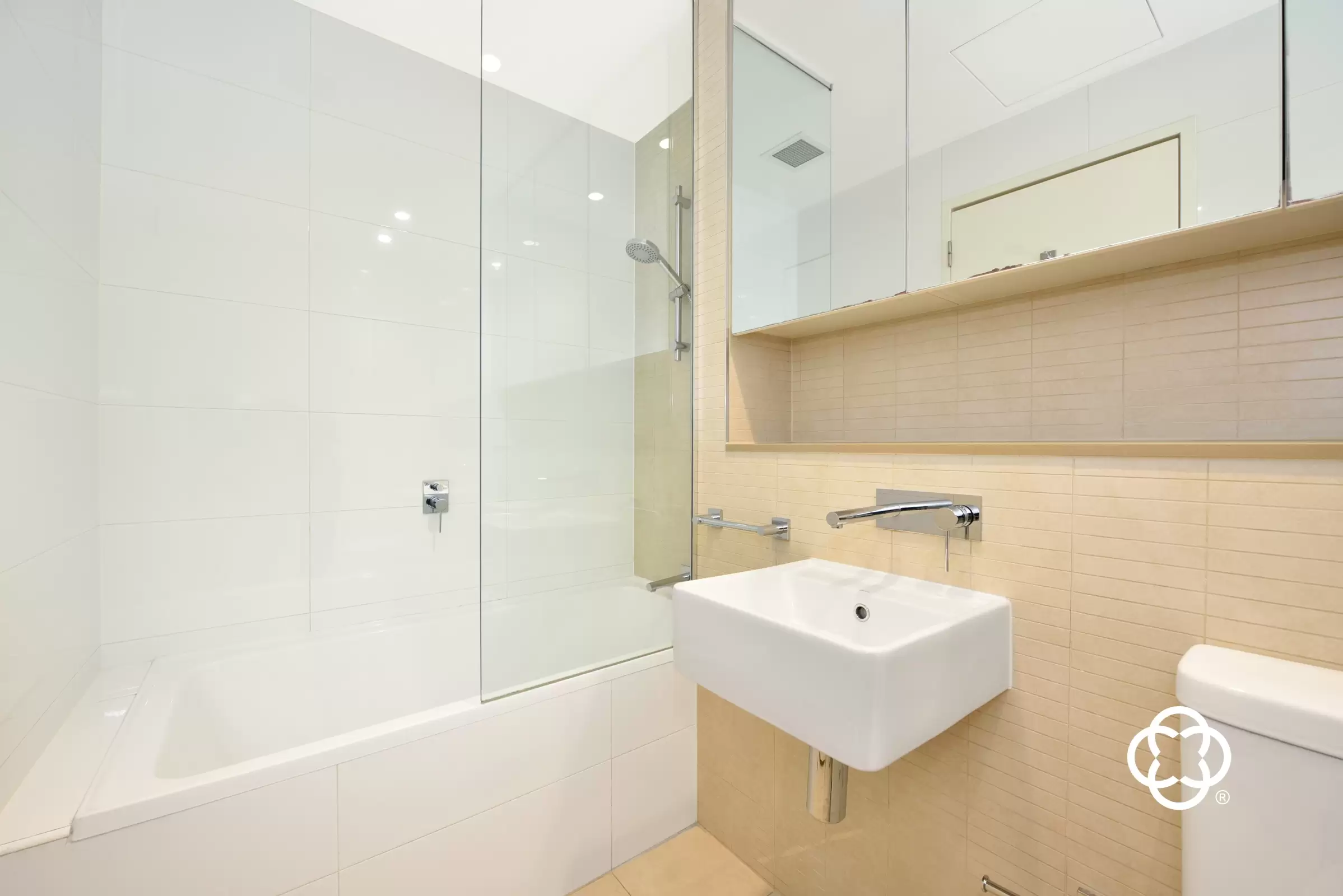 607/5 Brodie Spark Drive, Wolli Creek Leased by Chidiac Realty - image 5