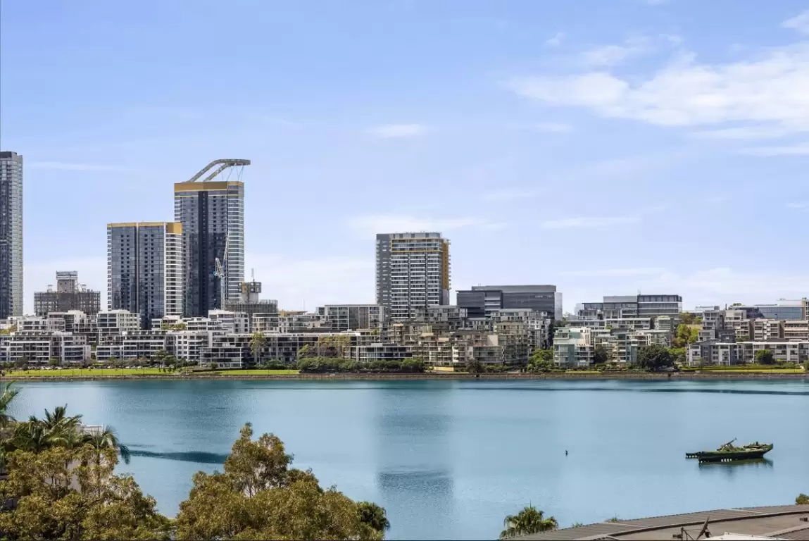 805/2 The Piazza, Wentworth Point Leased by Chidiac Realty - image 3