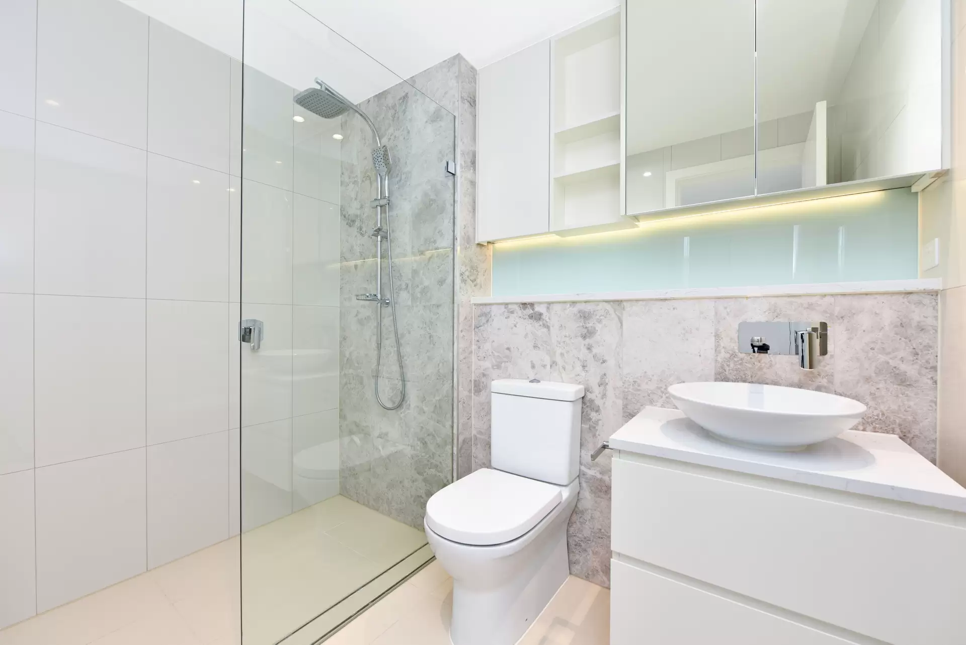 1014/11 Wentworth Place, Wentworth Point Leased by Chidiac Realty - image 1