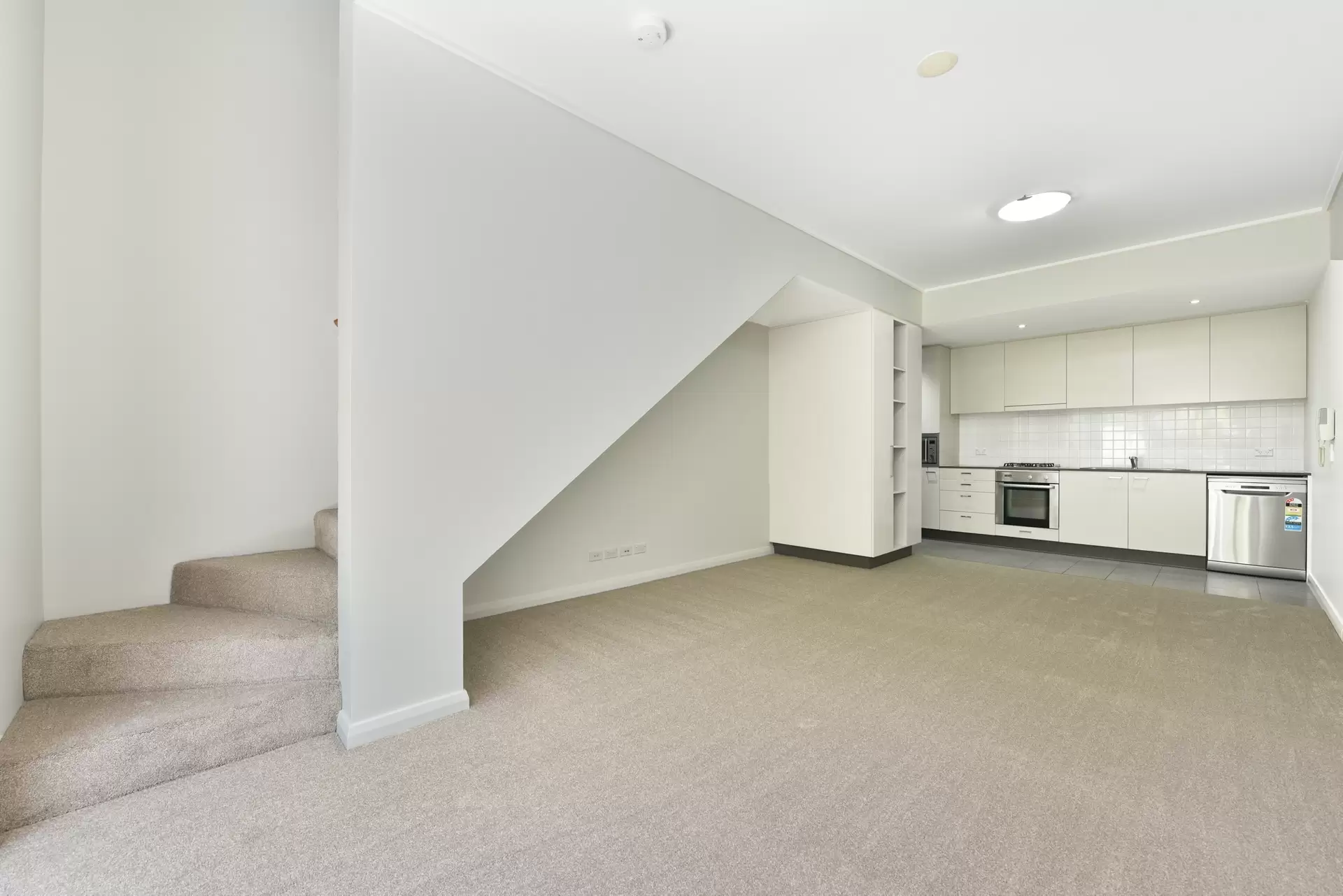 125/23 Savona Drive, Wentworth Point Leased by Chidiac Realty - image 1