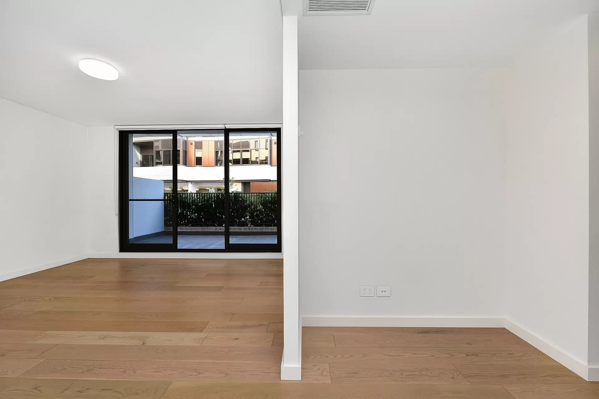 103/12 Half Street, Wentworth Point Leased by Chidiac Realty - image 1