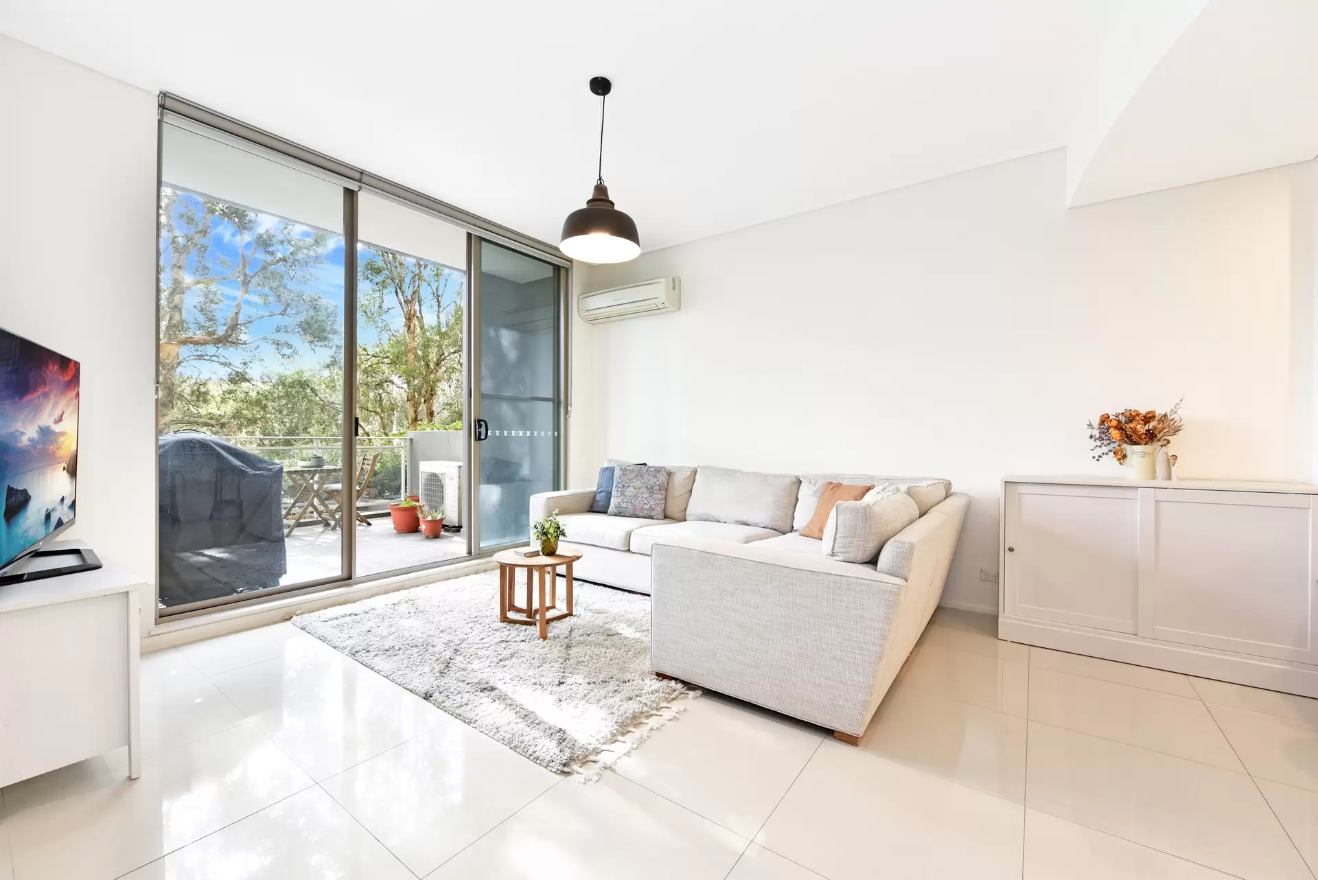 102/19 Hill Road, Wentworth Point Leased by Chidiac Realty - image 1