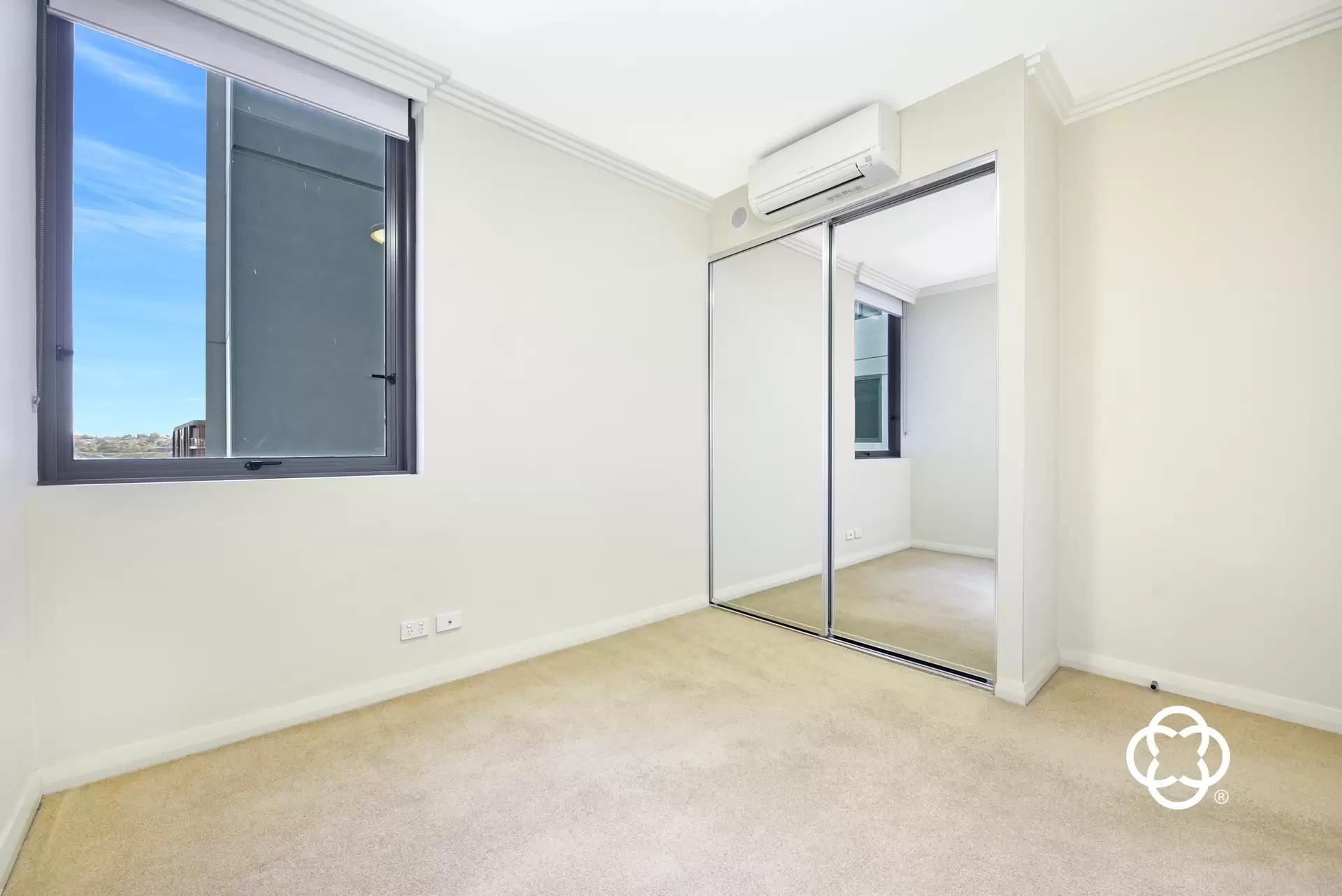 609/53 Hill Road, Wentworth Point Leased by Chidiac Realty - image 1