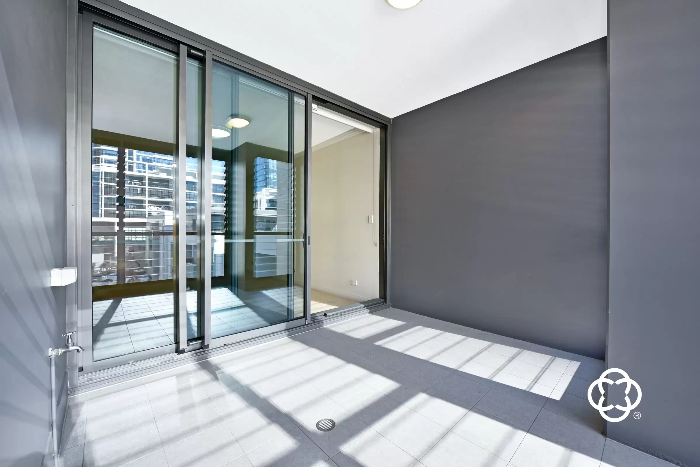 609/53 Hill Road, Wentworth Point Leased by Chidiac Realty - image 3