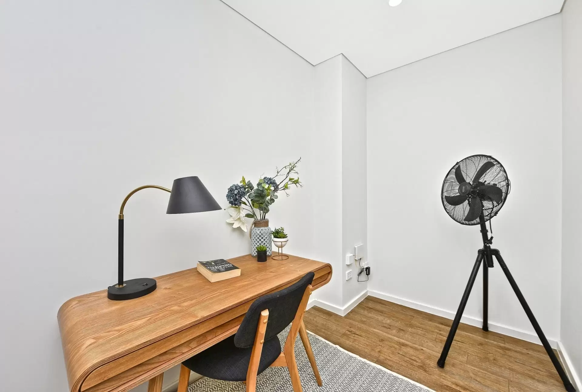319/364-374 Canterbury Road, Canterbury Leased by Chidiac Realty - image 1