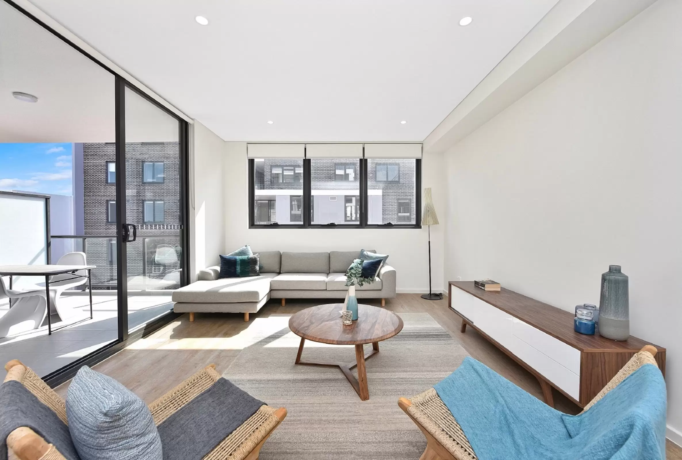 319/364-374 Canterbury Road, Canterbury Leased by Chidiac Realty - image 2