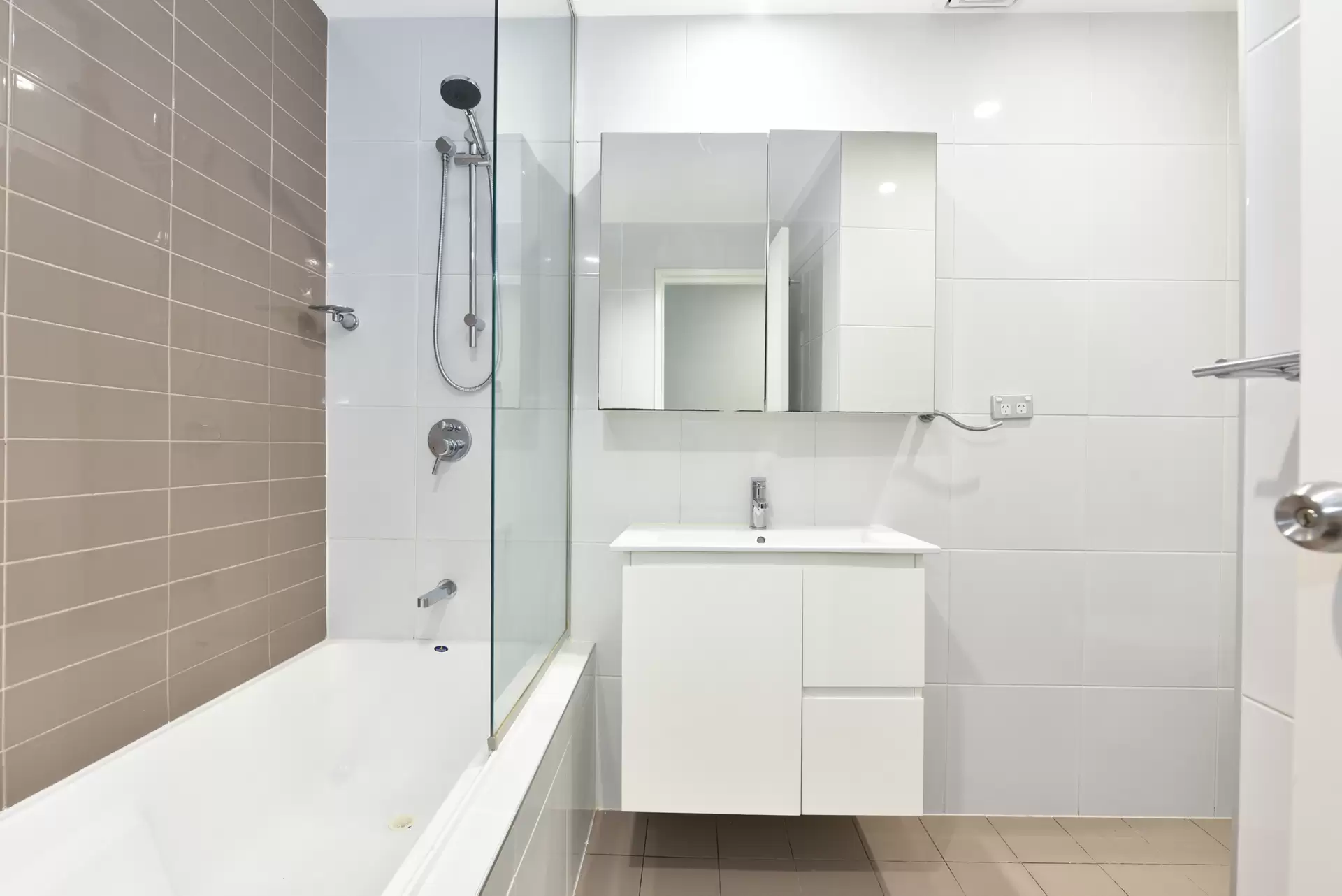 126/3 Stromboli Strait, Wentworth Point Leased by Chidiac Realty - image 1