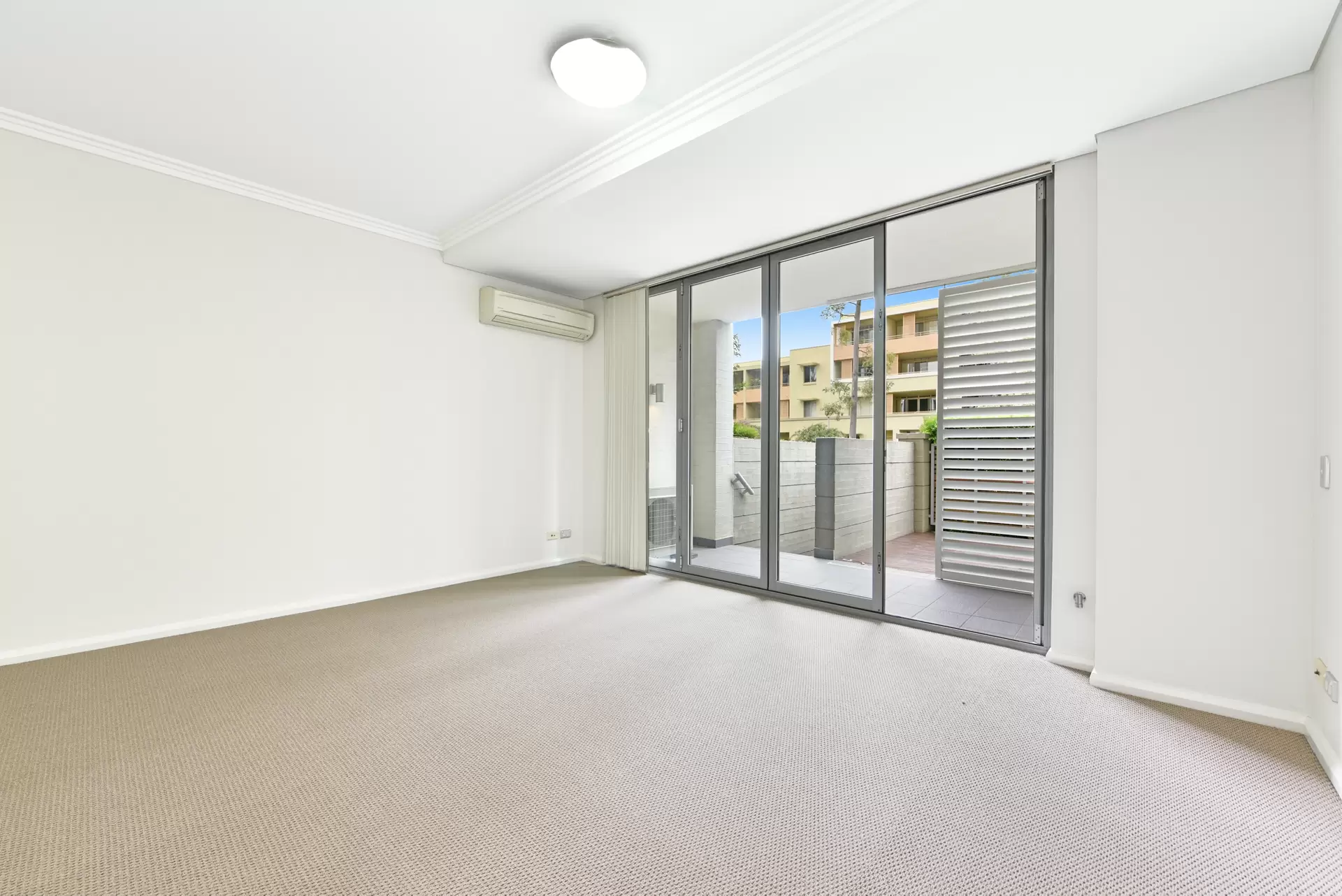 126/3 Stromboli Strait, Wentworth Point Leased by Chidiac Realty - image 1