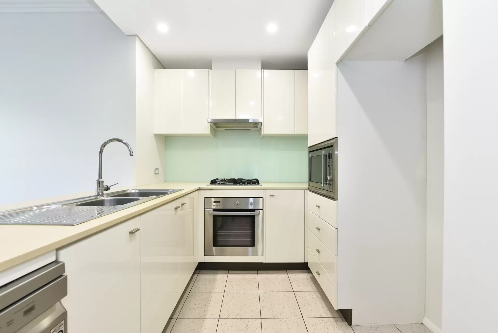 126/3 Stromboli Strait, Wentworth Point Leased by Chidiac Realty - image 1