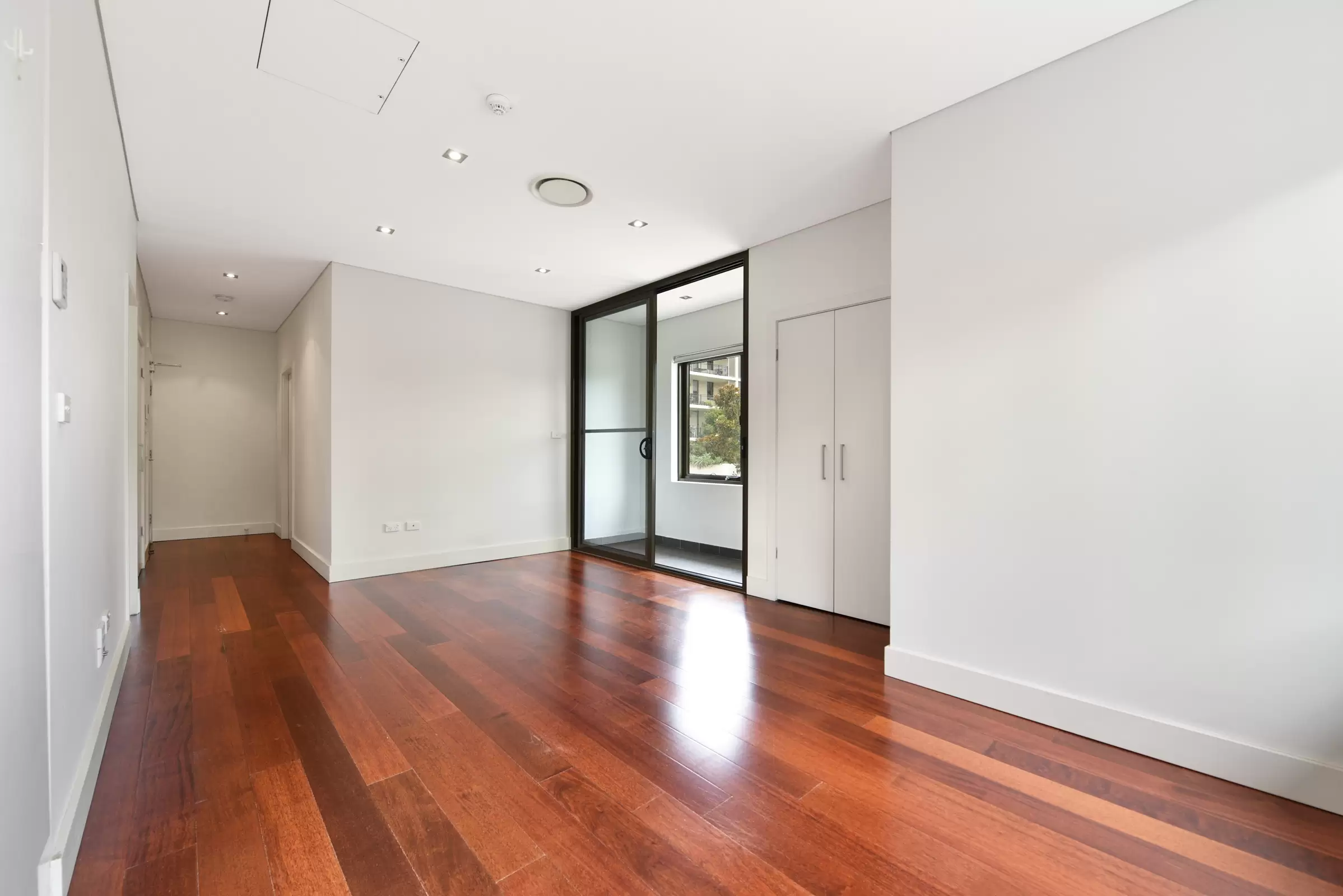 241/30 Baywater Drive, Wentworth Point Leased by Chidiac Realty - image 4