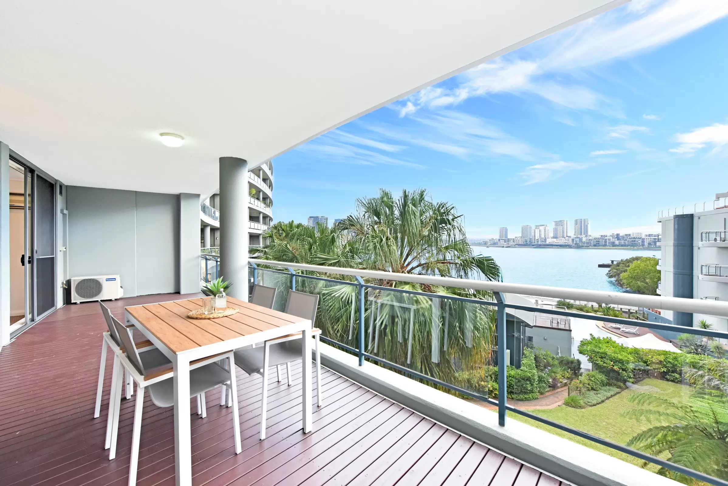 113/27 Bennelong Parkway, Wentworth Point Leased by Chidiac Realty - image 2