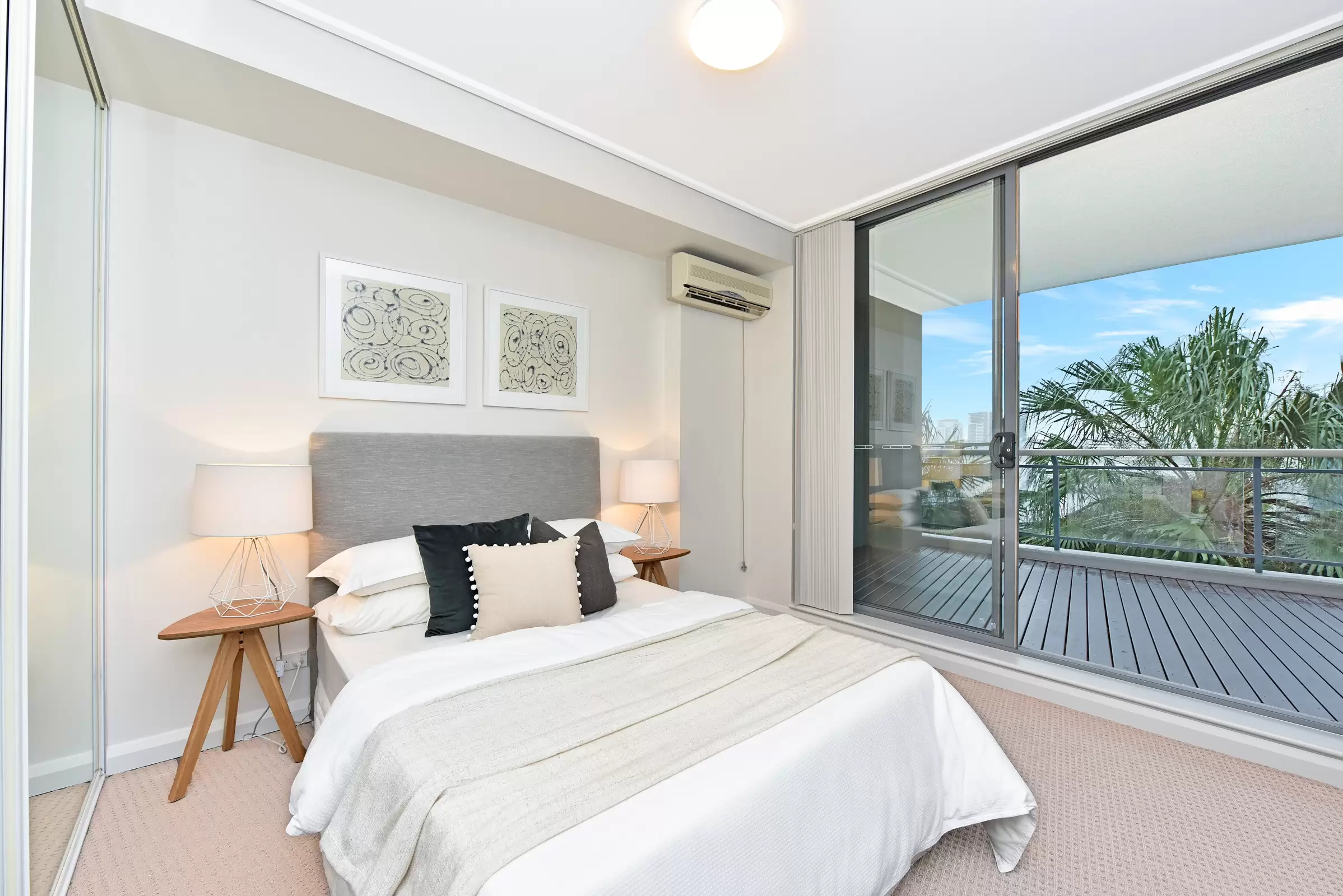 113/27 Bennelong Parkway, Wentworth Point Leased by Chidiac Realty - image 5