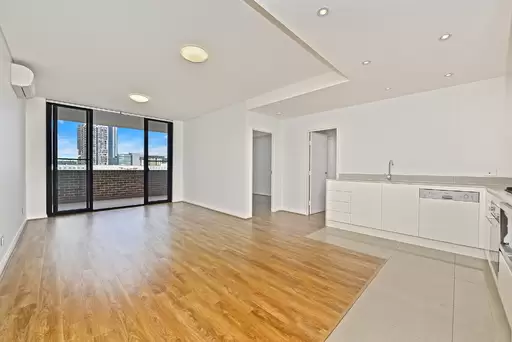 319/16 Baywater Drive, Wentworth Point Leased by Chidiac Realty