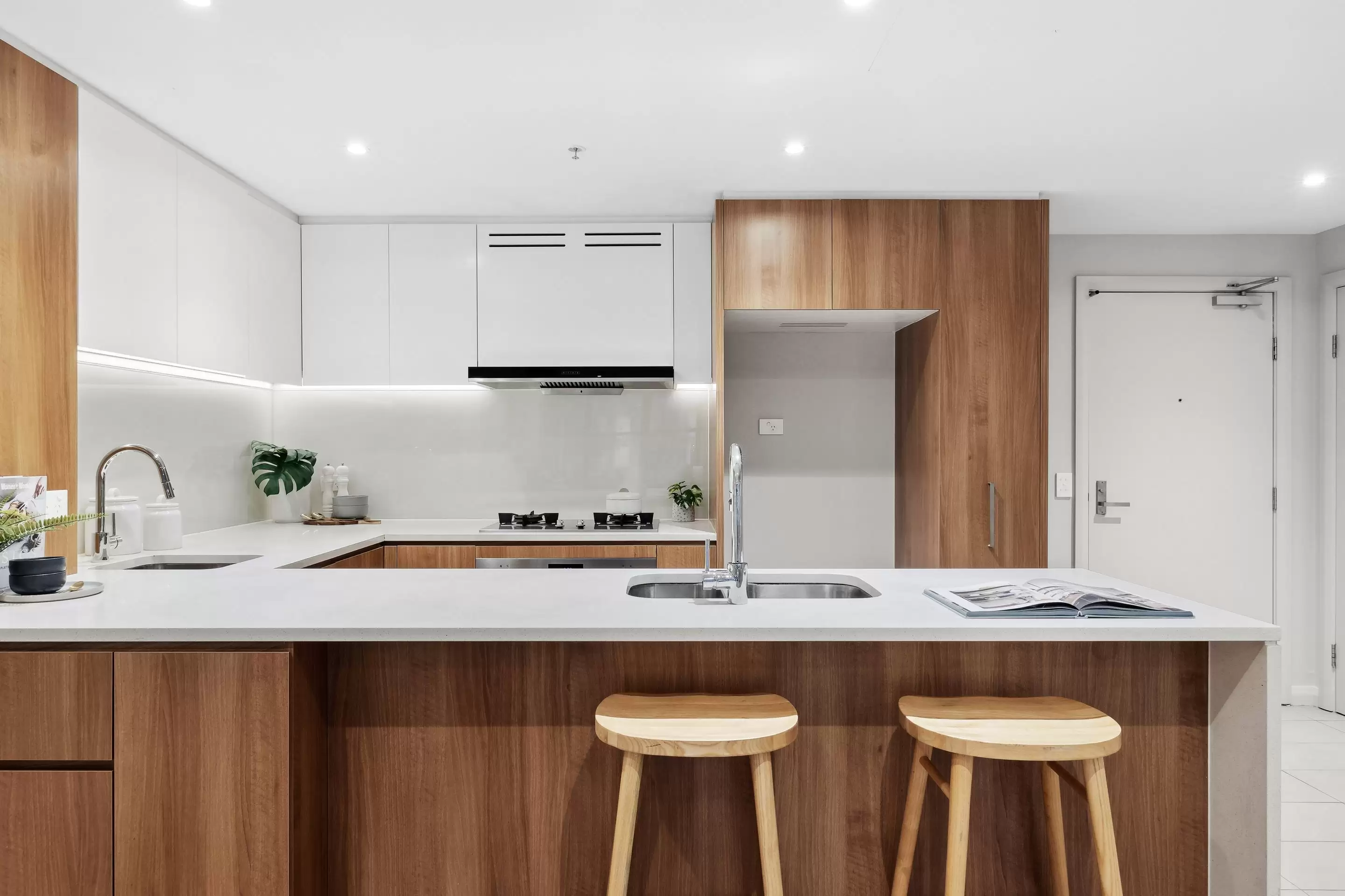 804/5 Wentworth Place, Wentworth Point Sold by Chidiac Realty - image 5