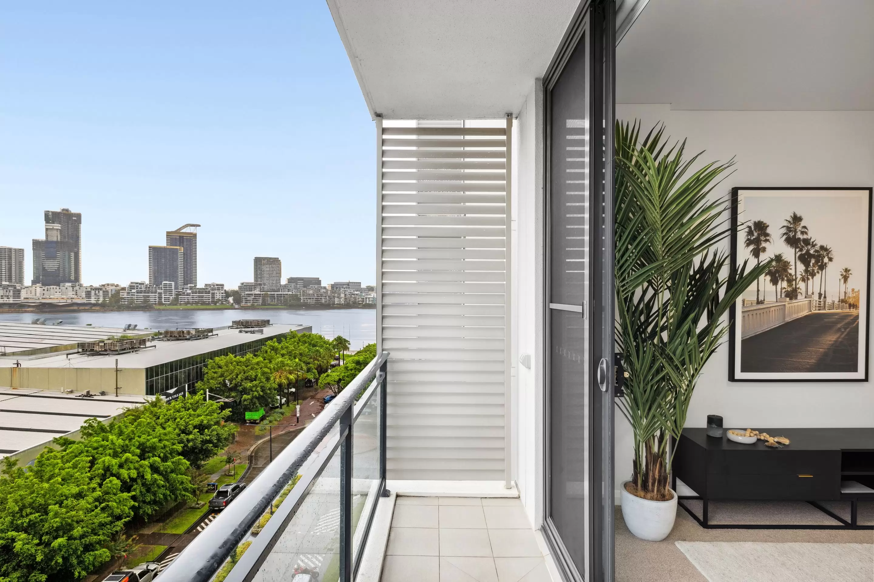 717/22 Baywater Drive, Wentworth Point Sold by Chidiac Realty - image 7