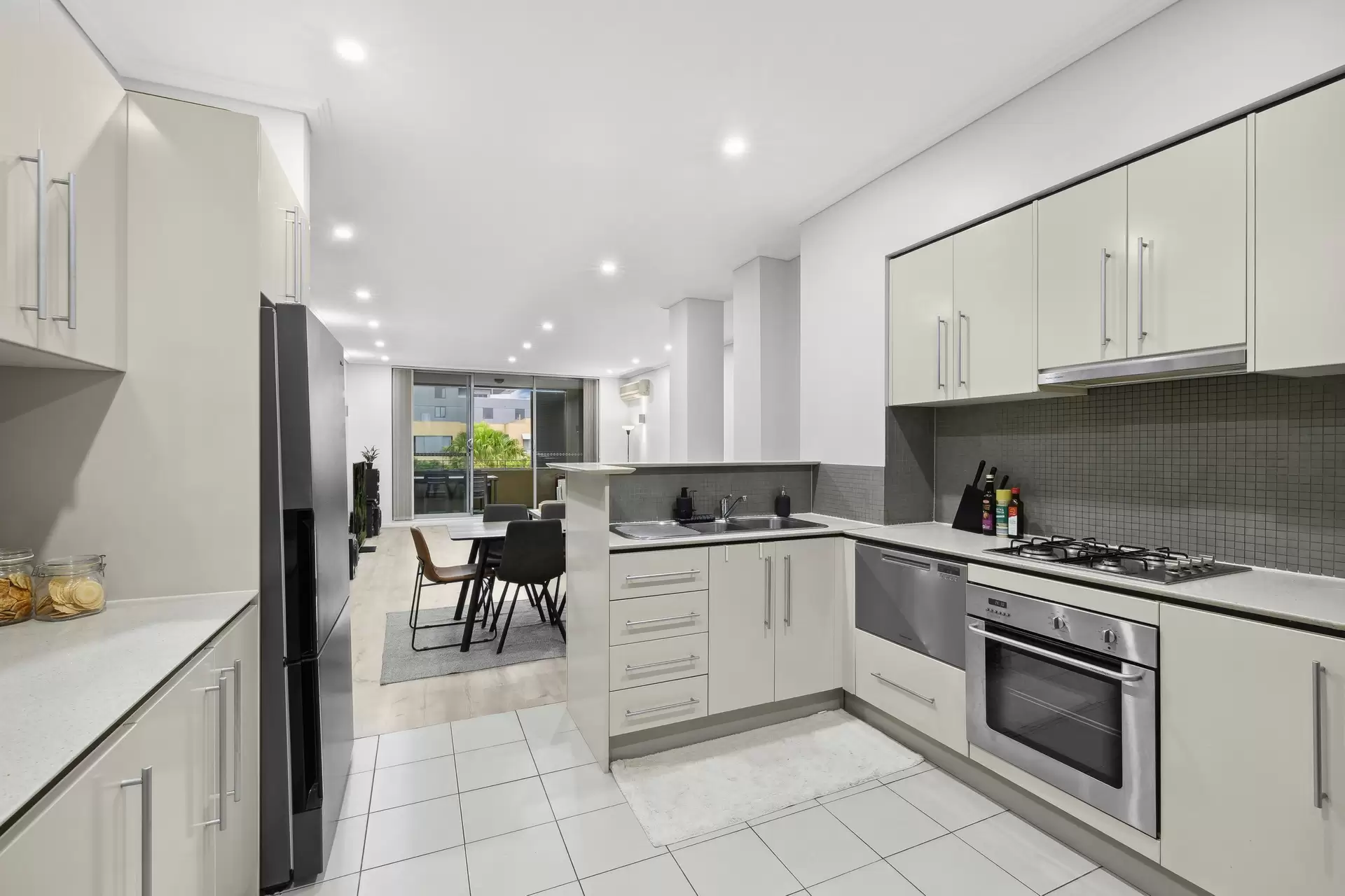 307/4 The Piazza, Wentworth Point Sold by Chidiac Realty - image 1