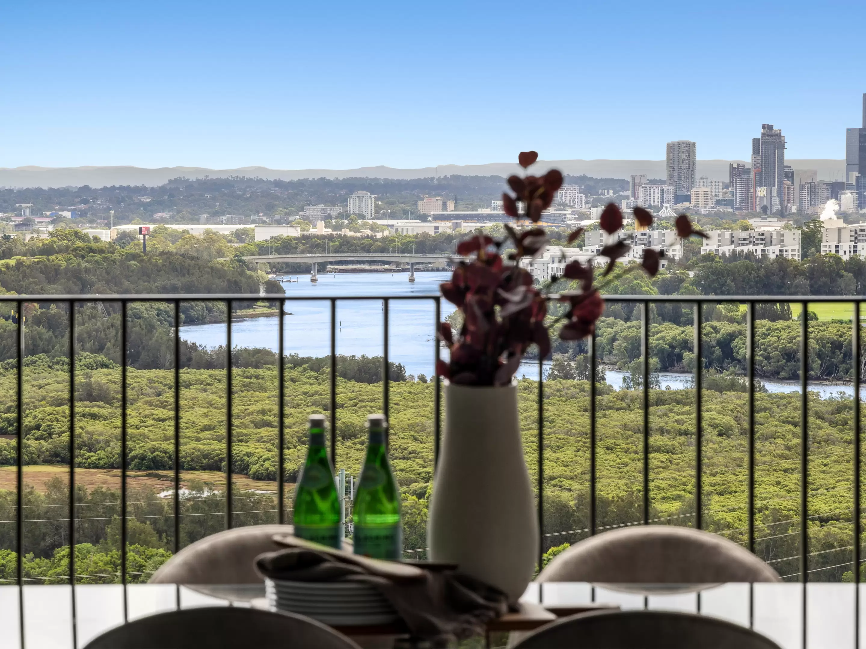 1704/10 Burroway Road, Wentworth Point Sold by Chidiac Realty - image 3