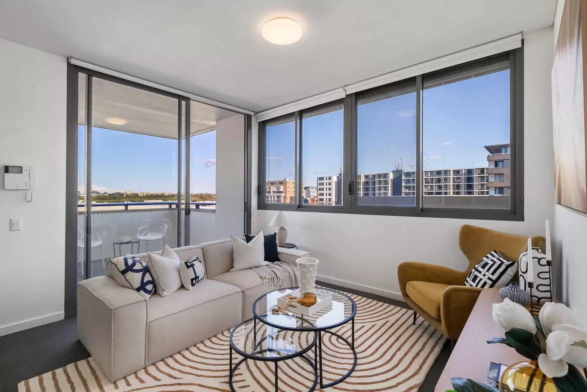 517/14 Nuvolari Place, Wentworth Point Sold by Chidiac Realty - image 1
