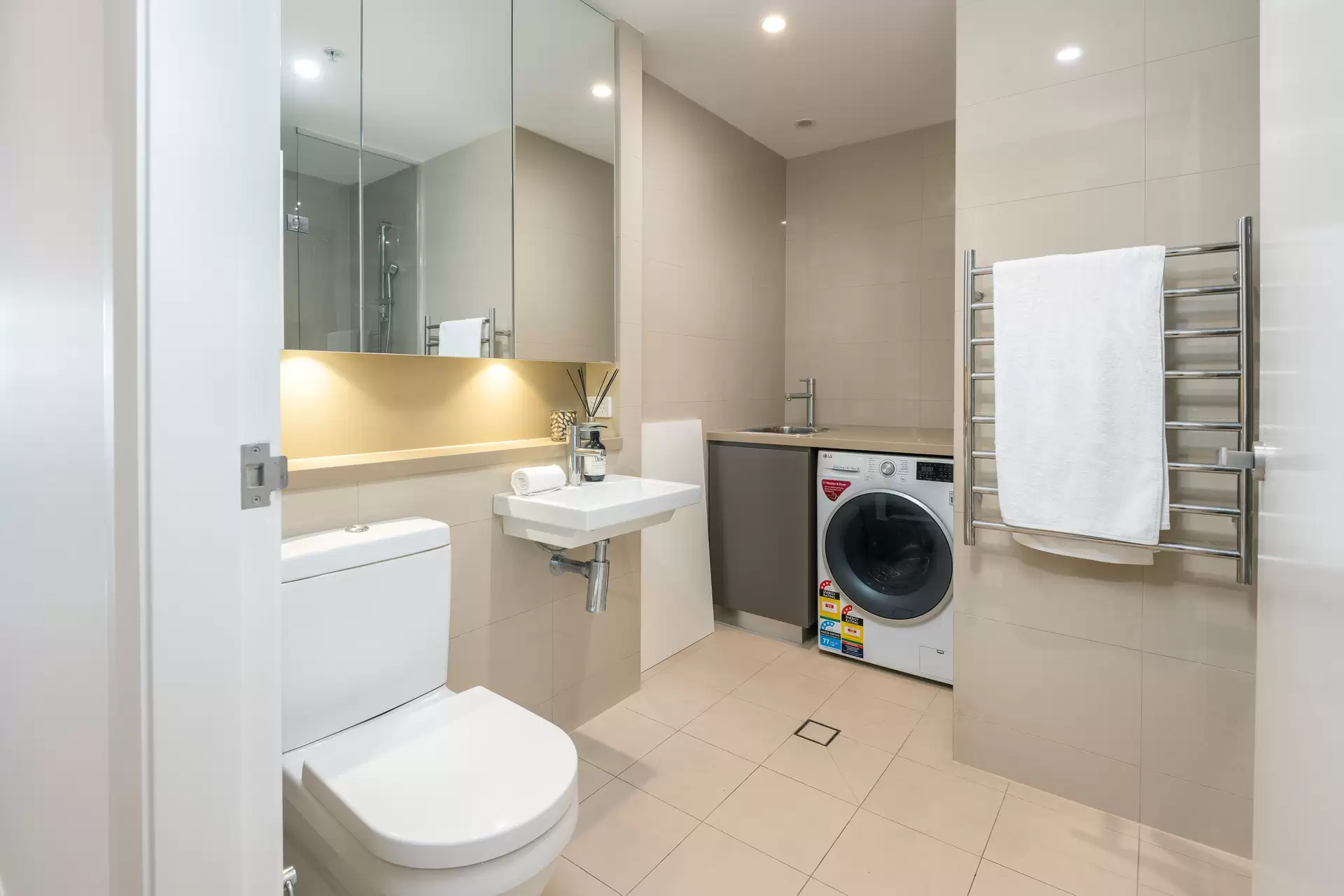 1509/7 Australia Avenue, Sydney Olympic Park Sold by Chidiac Realty - image 1