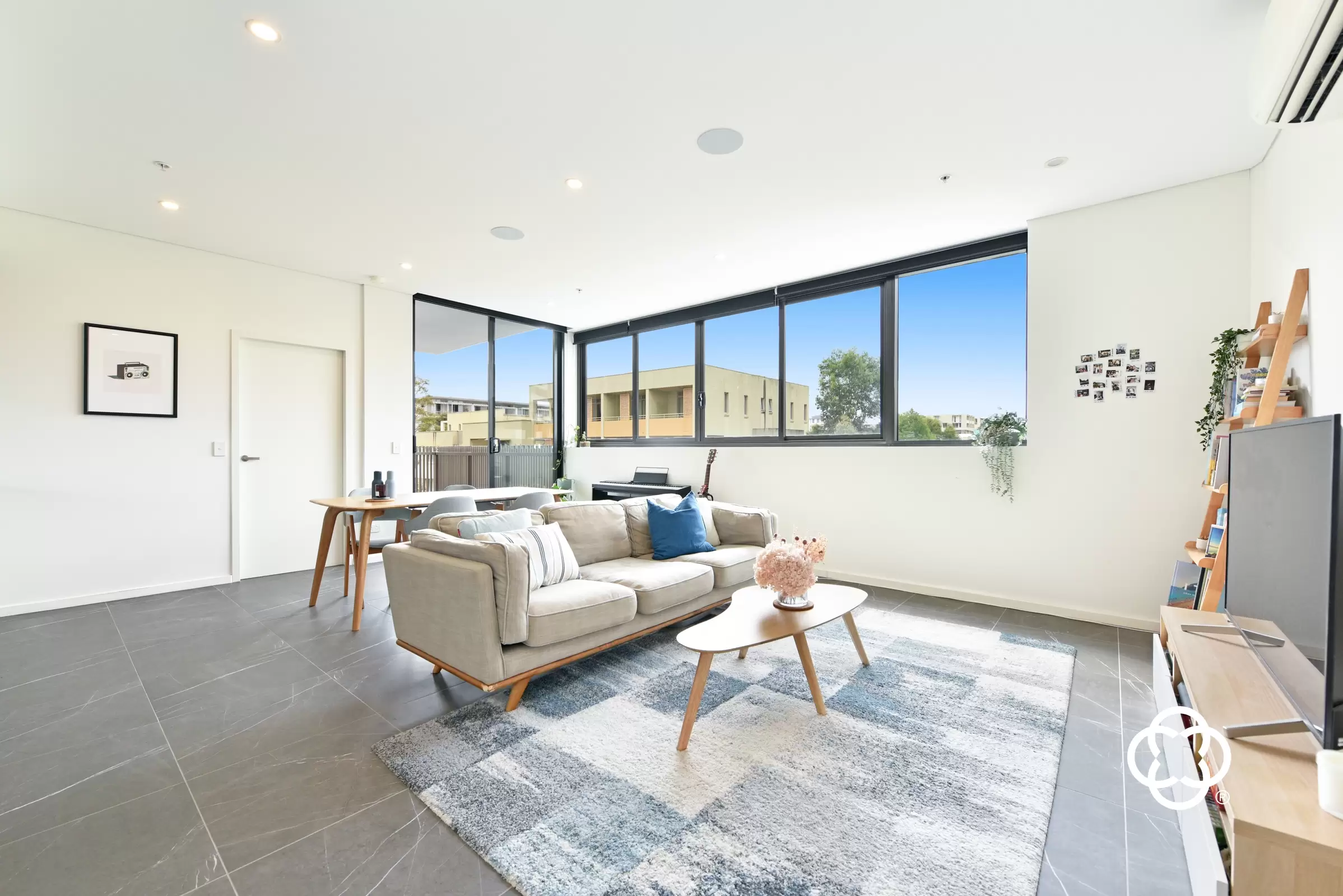 9125/19 Amalfi Drive, Wentworth Point Leased by Chidiac Realty - image 2