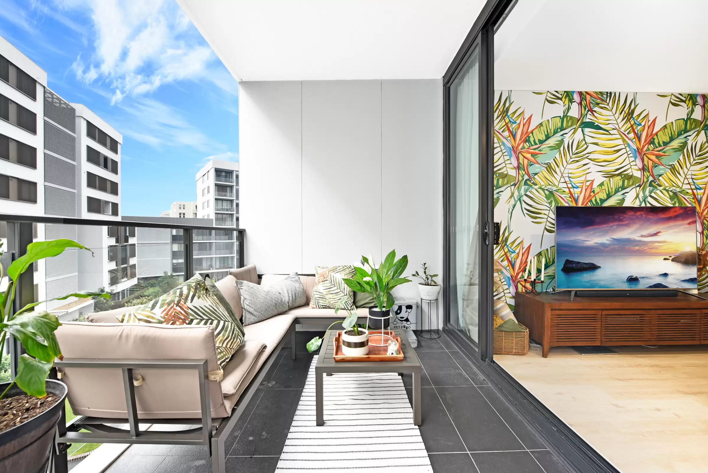 10068/7 Bennelong Pkwy, Wentworth Point Sold by Chidiac Realty - image 1