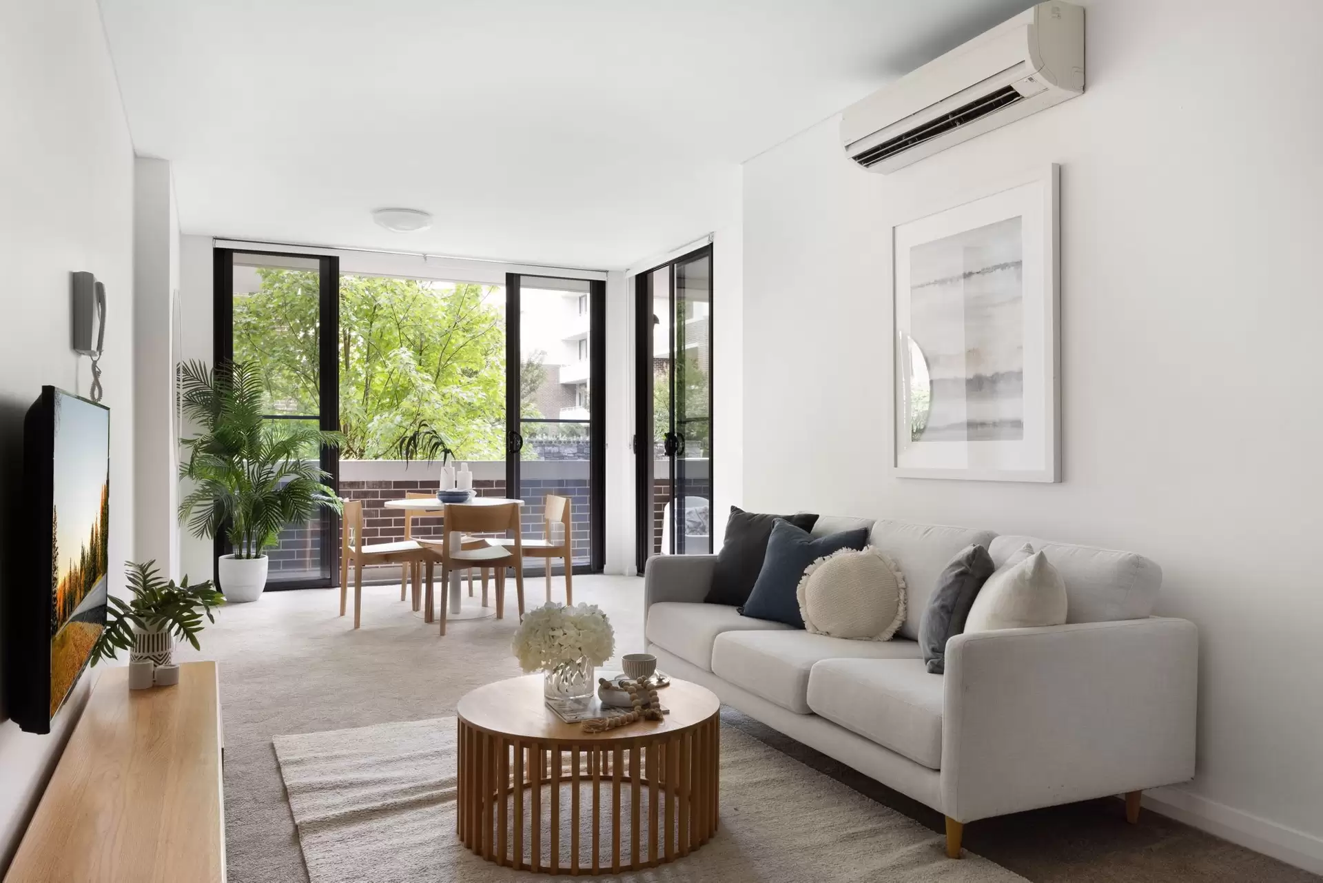 218/6 Baywater Drive, Wentworth Point Sold by Chidiac Realty - image 1
