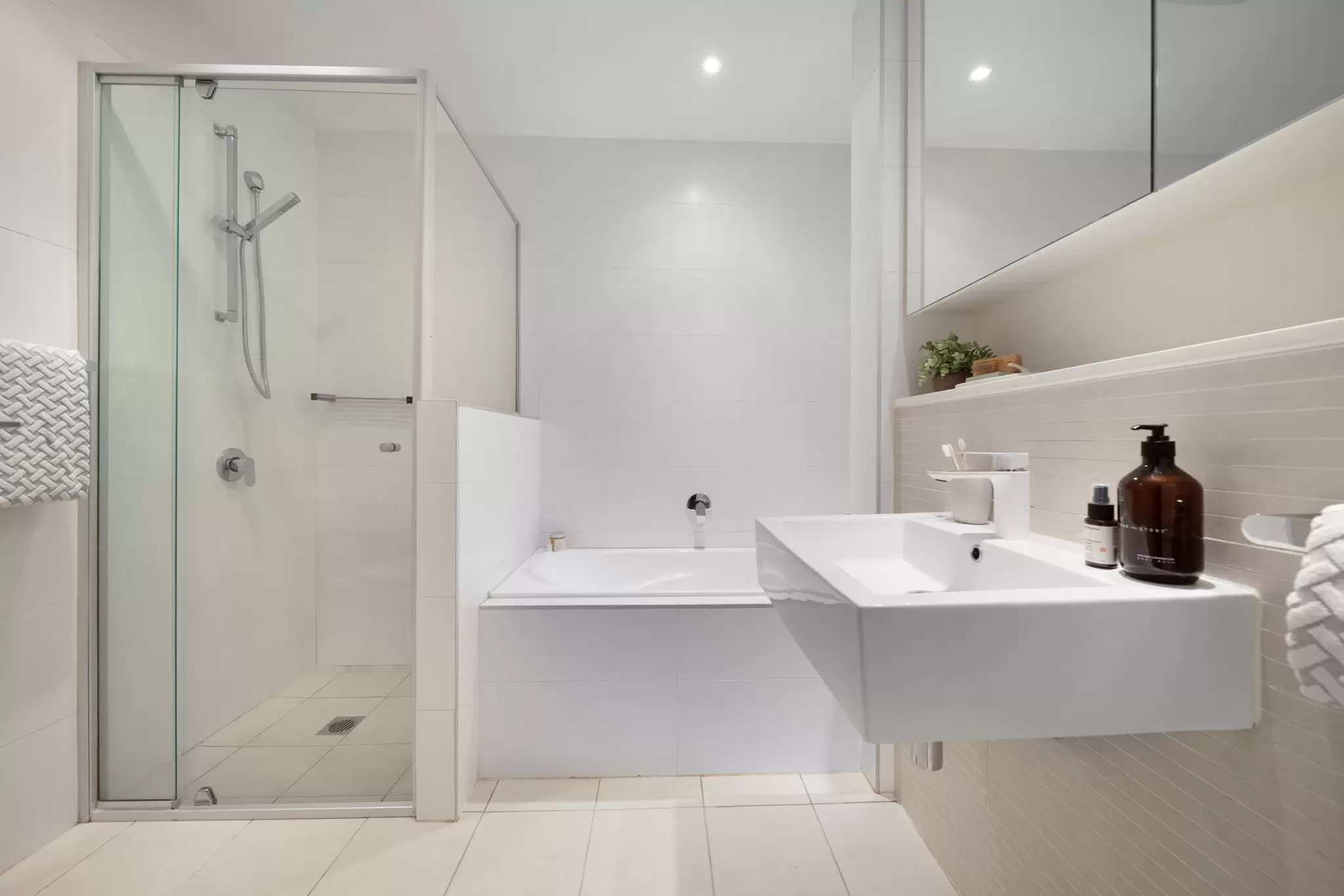 218/6 Baywater Drive, Wentworth Point Sold by Chidiac Realty - image 8