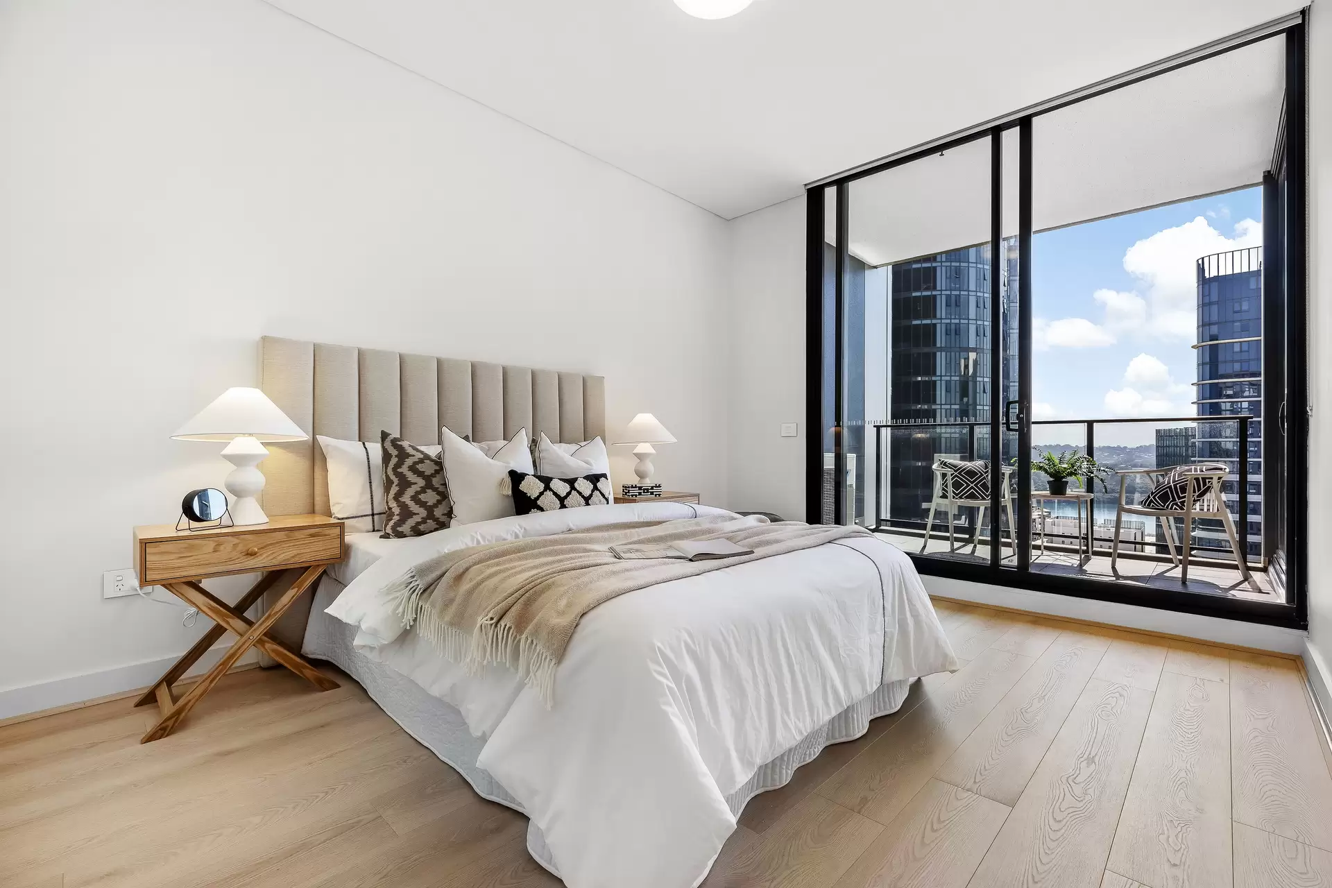 2007/46 Savona Drive, Wentworth Point Sold by Chidiac Realty - image 1