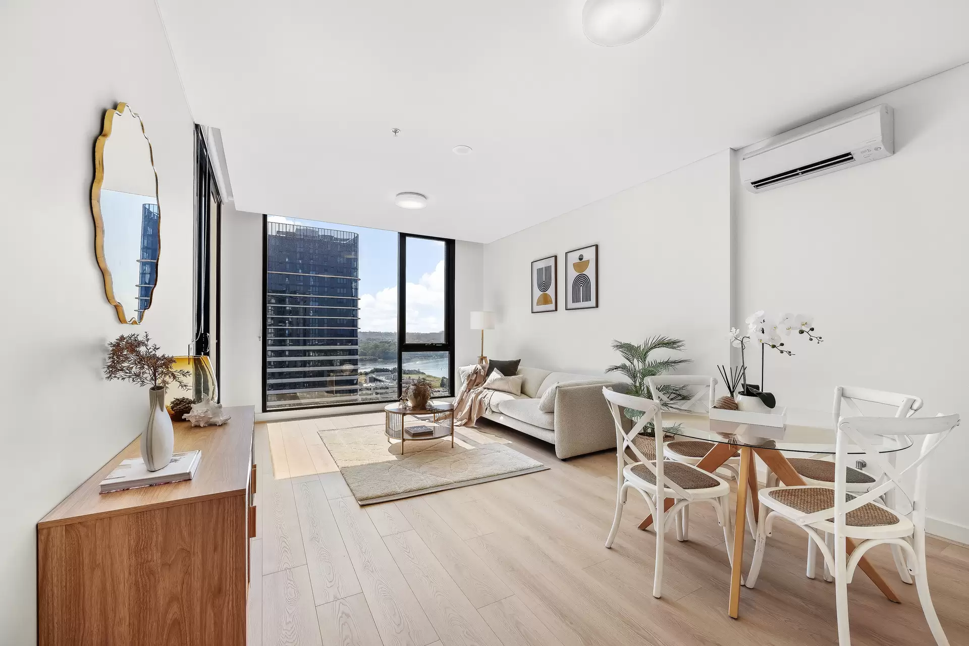 2007/46 Savona Drive, Wentworth Point Sold by Chidiac Realty - image 1