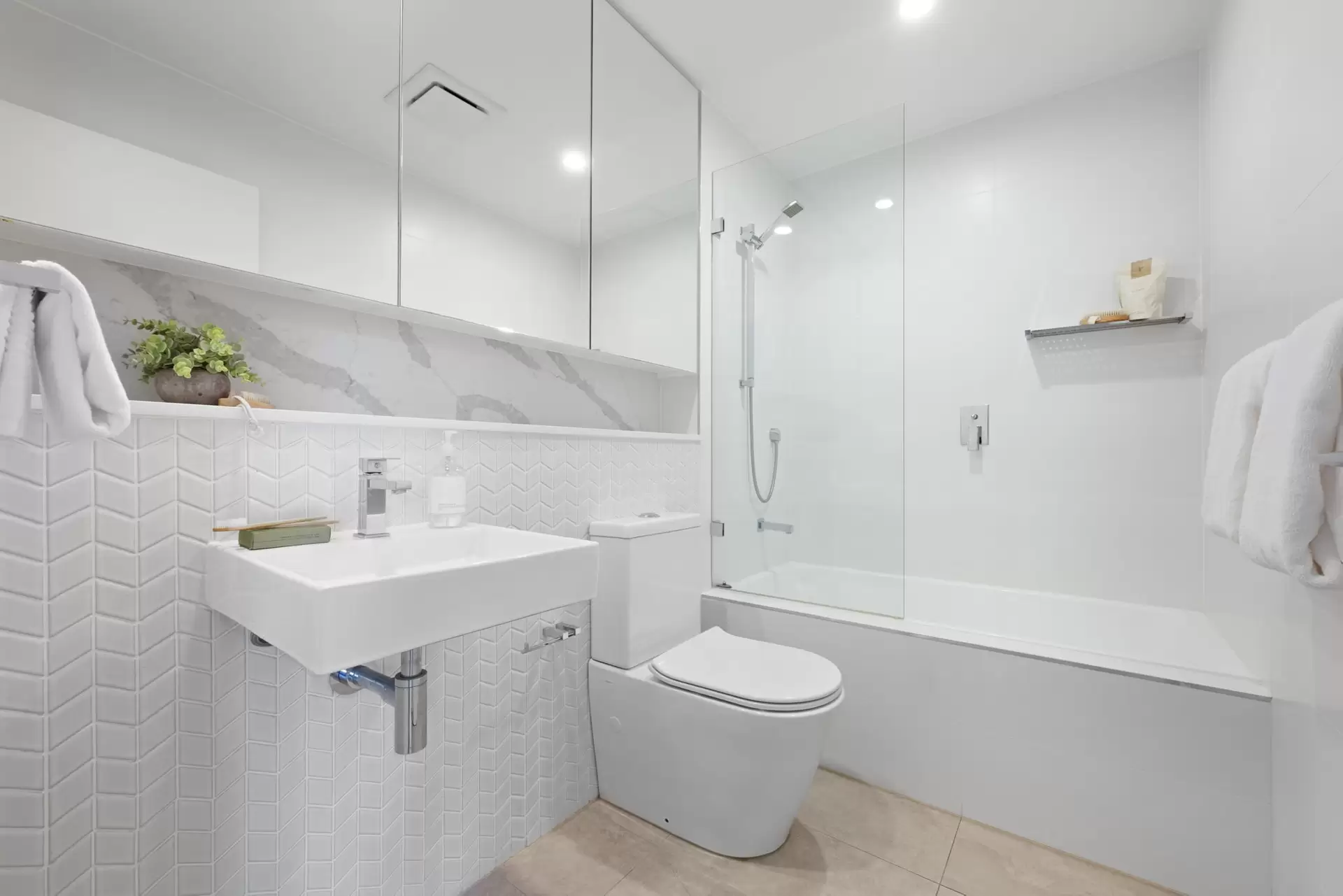 60/9-13 Goulburn Street, Warwick Farm Sold by Chidiac Realty - image 1