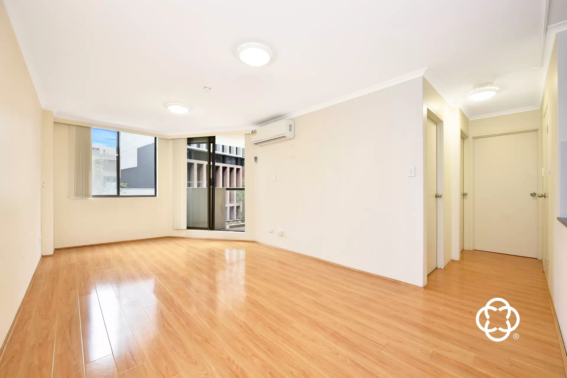 19/336-346 Sussex Street, Sydney Leased by Chidiac Realty - image 1