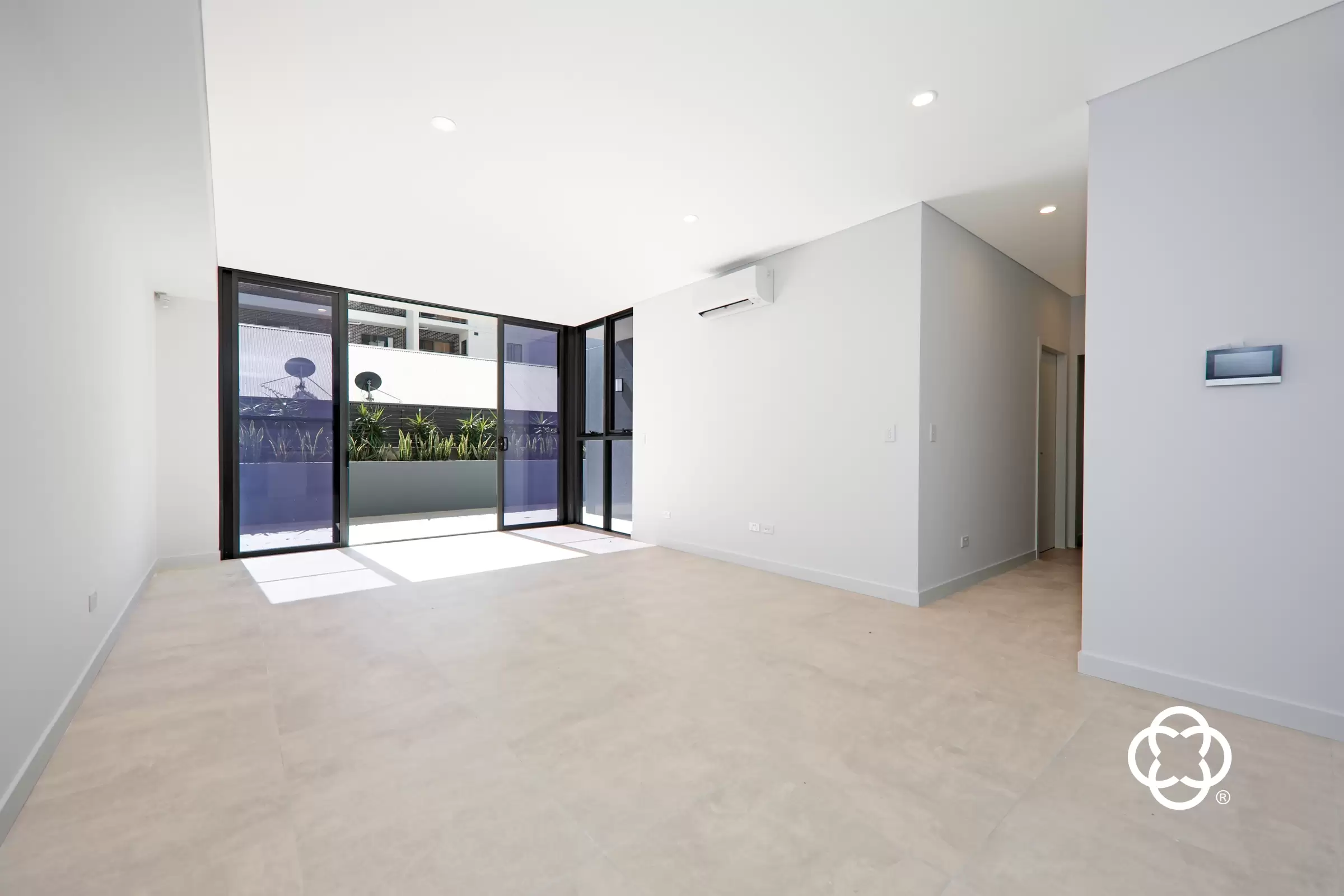 2/9-13 Goulburn Street, Warwick Farm Leased by Chidiac Realty - image 3