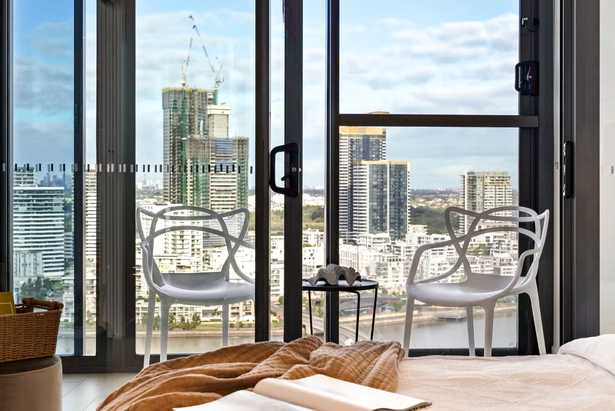 2407/11 Wentworth Place, Wentworth Point Sold by Chidiac Realty - image 7