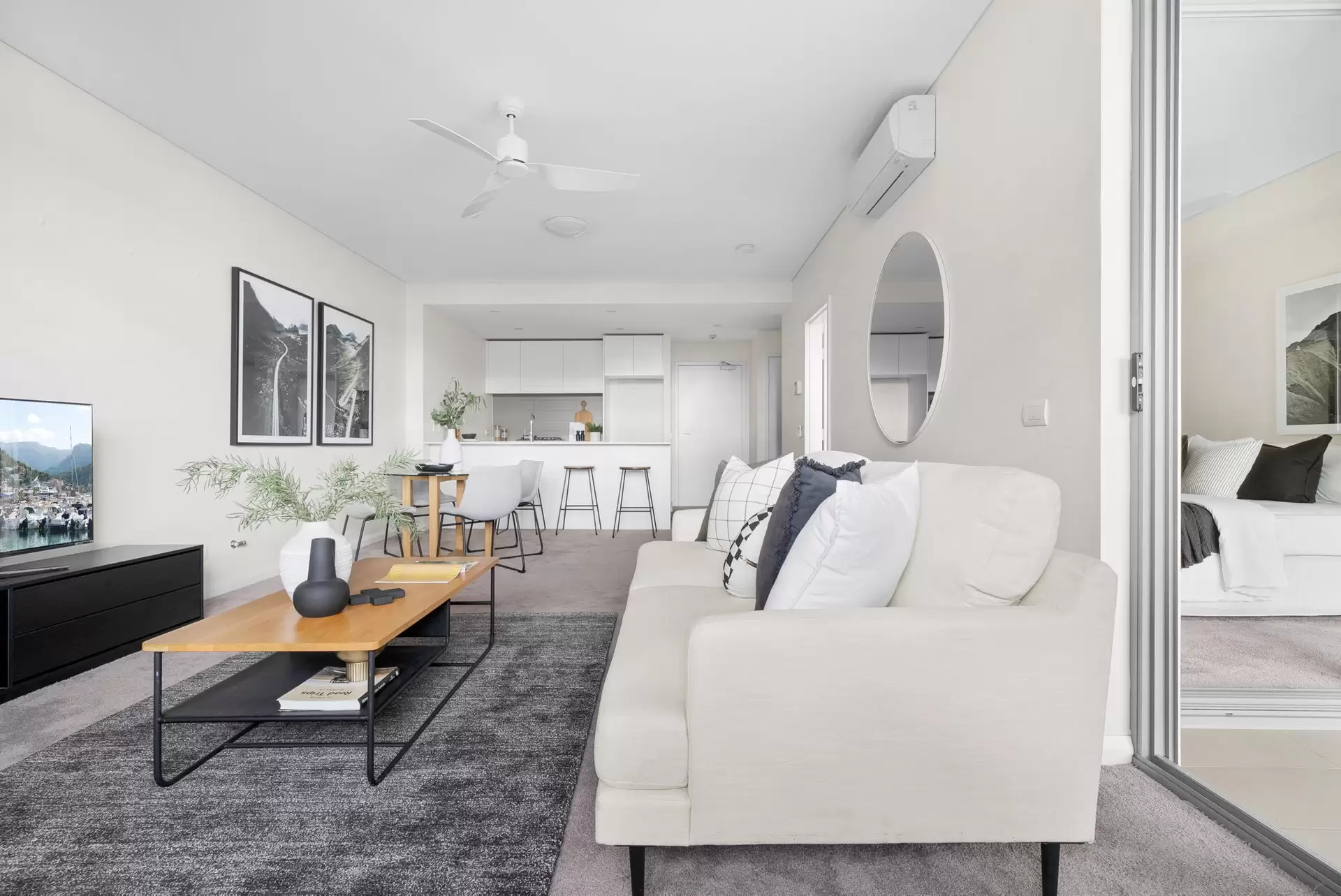 302/8 Marine Parade, Wentworth Point Sold by Chidiac Realty - image 1