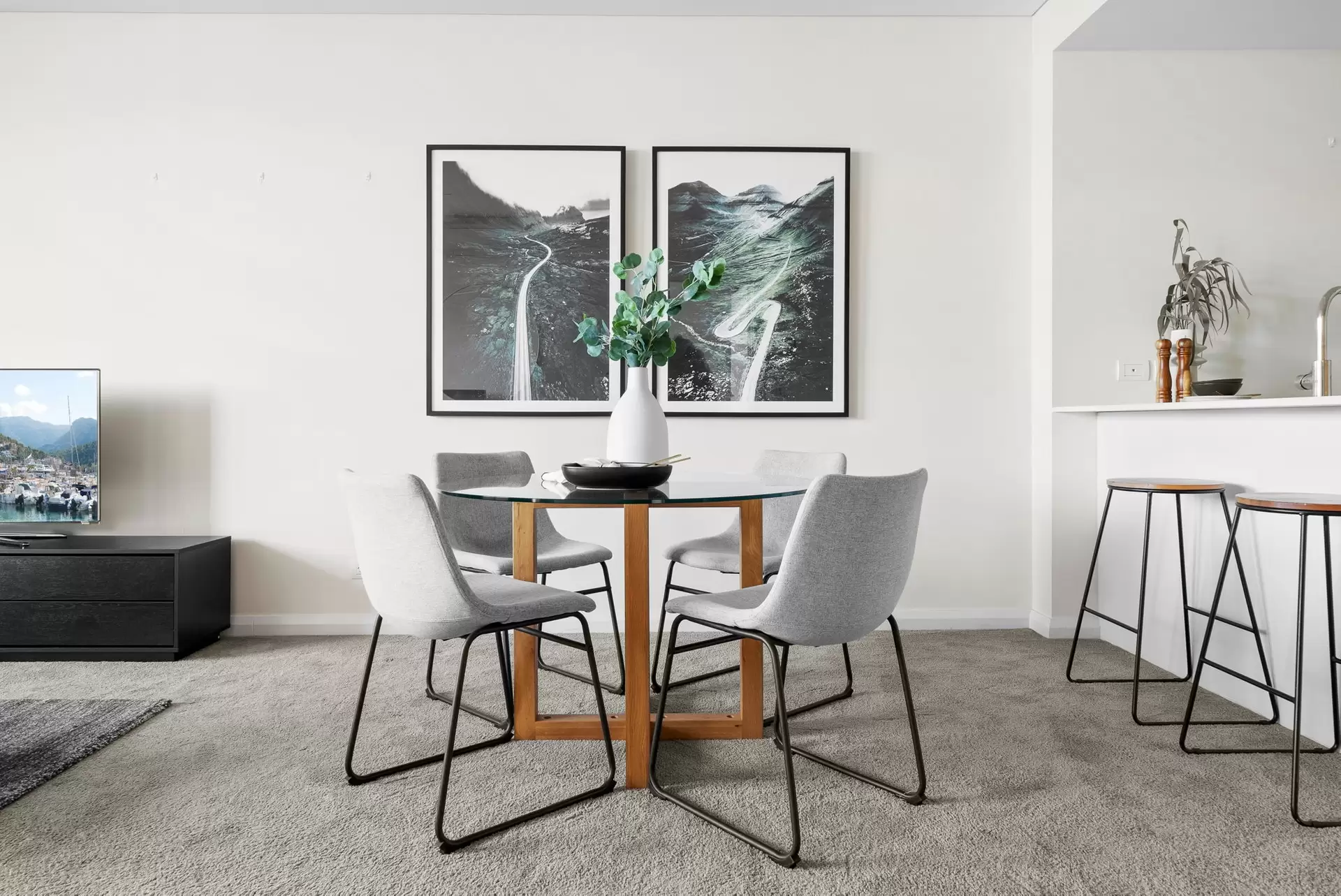 302/8 Marine Parade, Wentworth Point Sold by Chidiac Realty - image 1