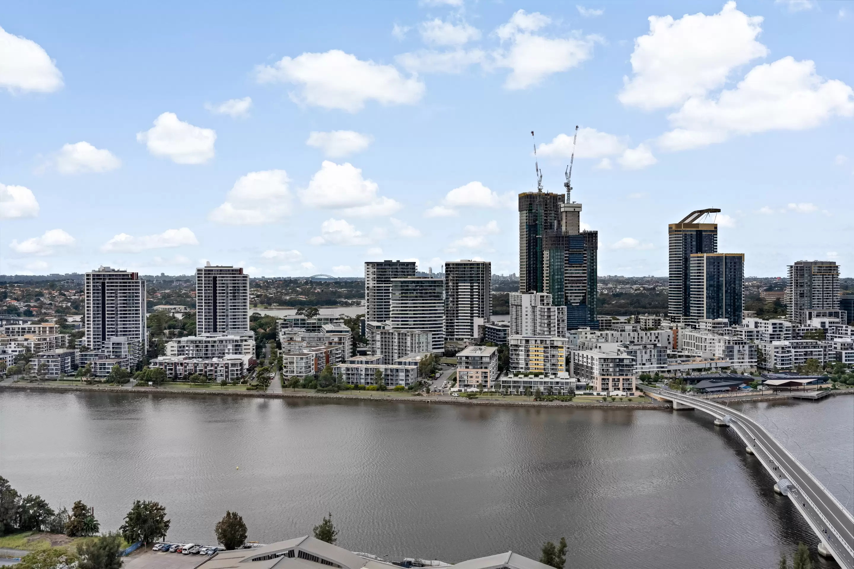 2402/11 Wentworth Place, Wentworth Point Sold by Chidiac Realty - image 4