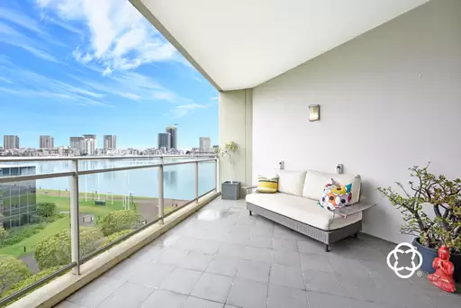 544/46 Baywater Drive, Wentworth Point Leased by Chidiac Realty