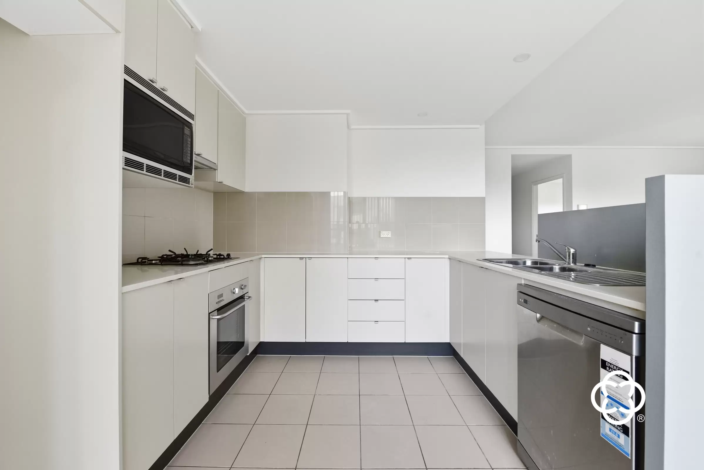 733/25 Bennelong Parkway, Wentworth Point Leased by Chidiac Realty - image 4