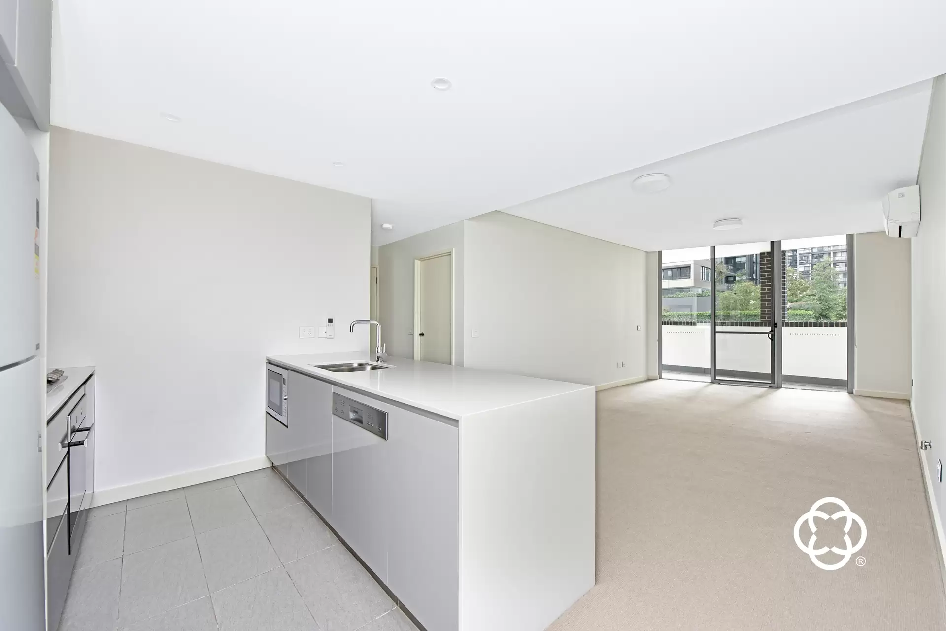 218/5 Verona Drive, Wentworth Point Leased by Chidiac Realty - image 1