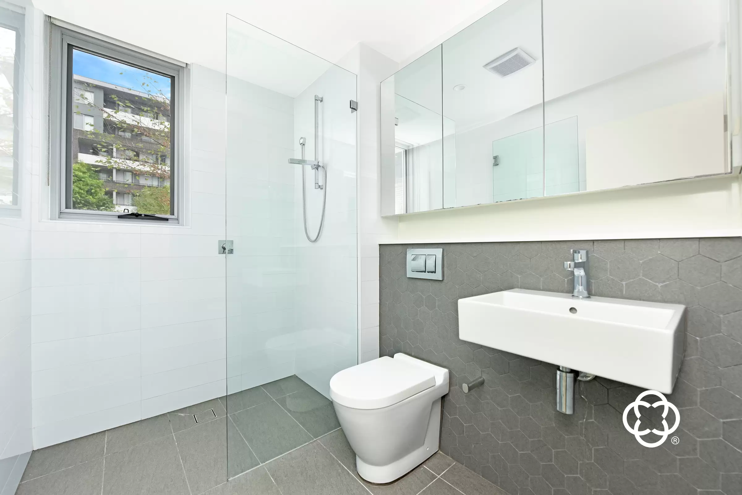 218/5 Verona Drive, Wentworth Point Leased by Chidiac Realty - image 5