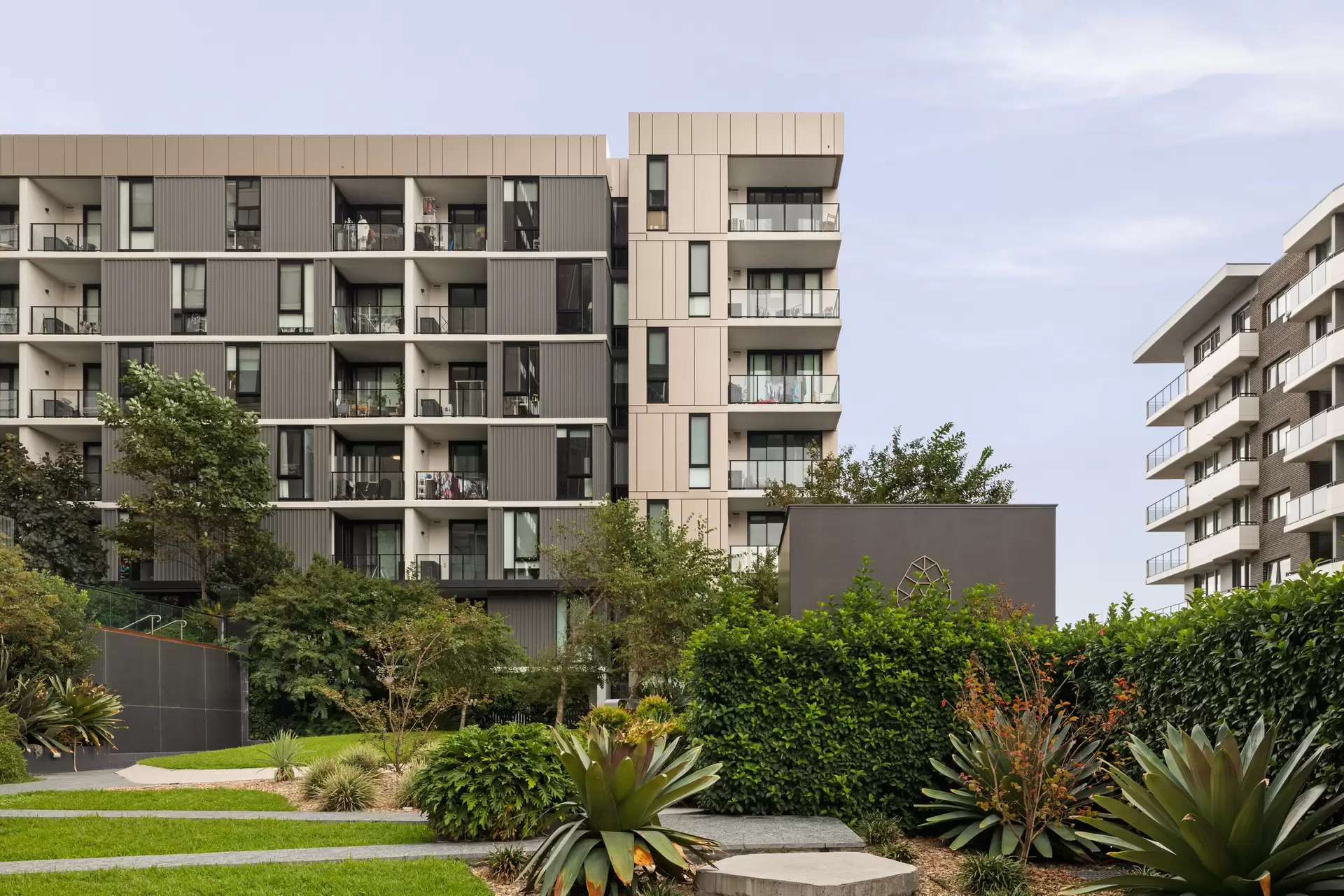 820/46 Savona Drive, Wentworth Point Leased by Chidiac Realty - image 1