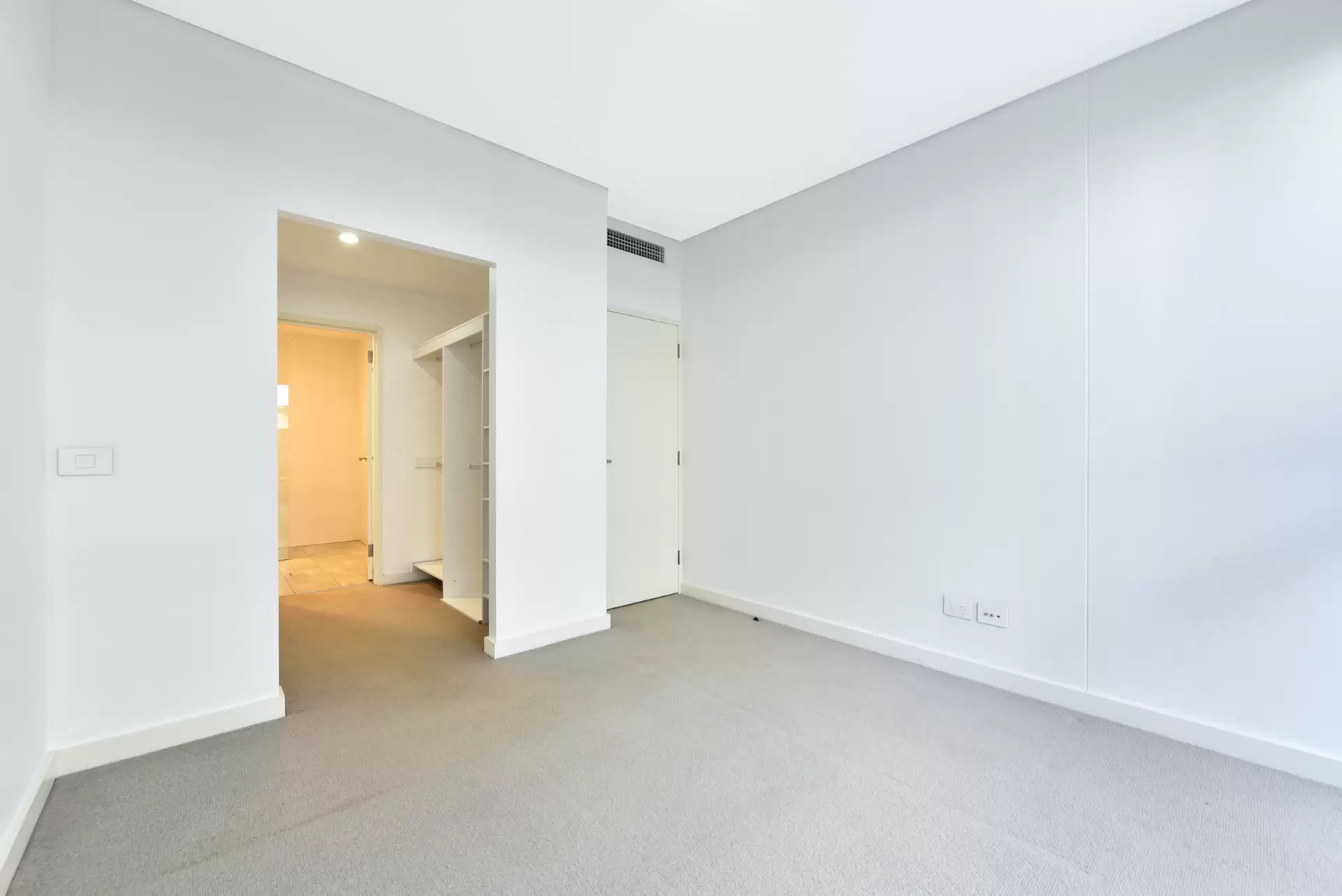 102/14 Half Street, Wentworth Point Sold by Chidiac Realty - image 1