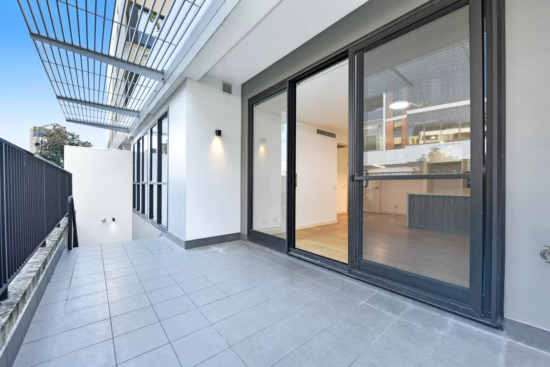 102/14 Half Street, Wentworth Point Sold by Chidiac Realty - image 1