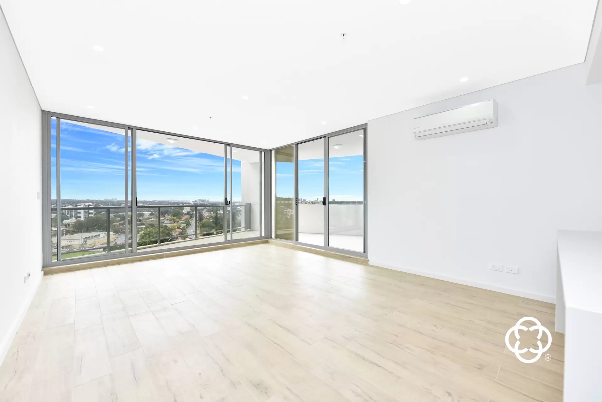 1907/23-25 Hassall Street, Parramatta Leased by Chidiac Realty - image 1