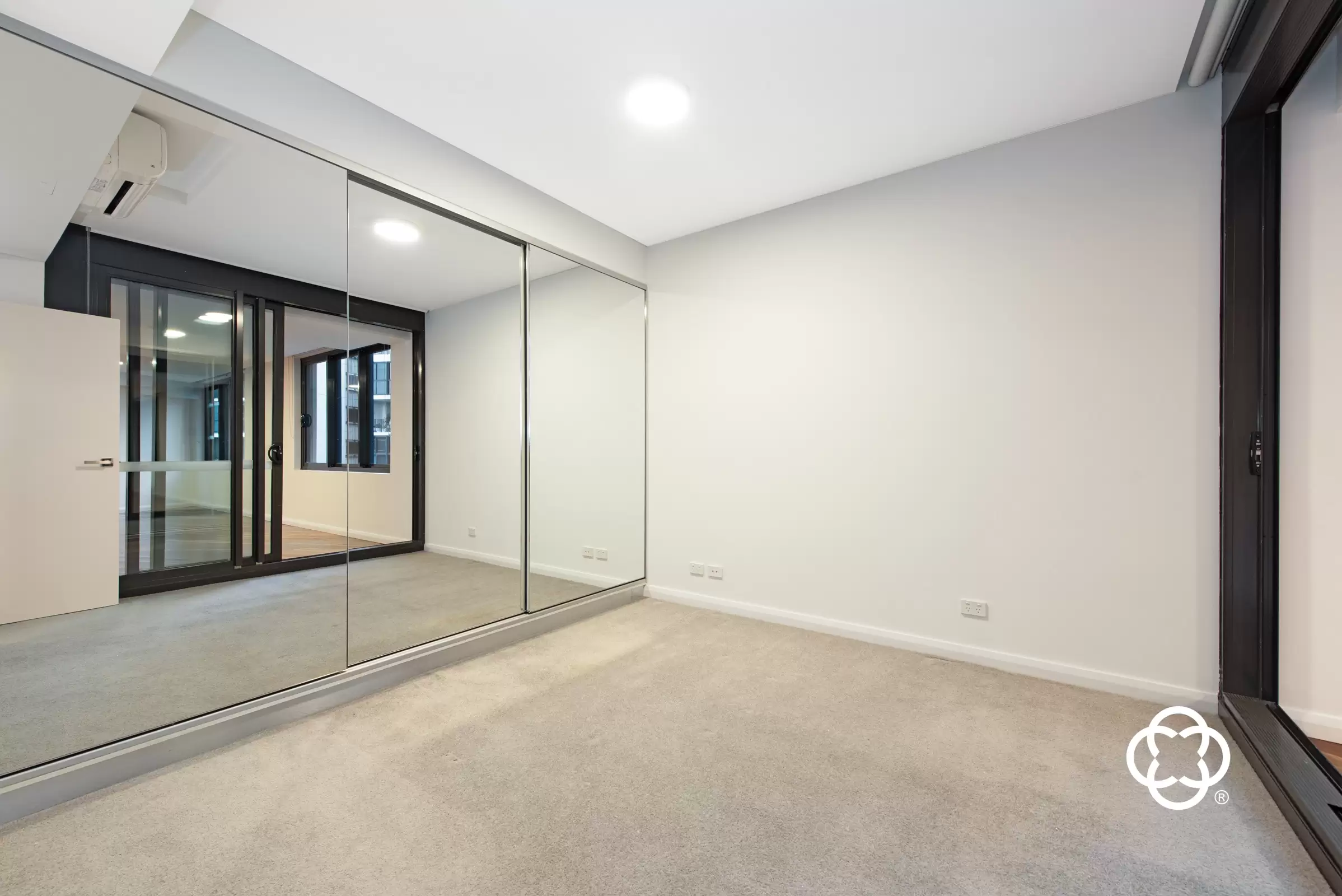 712/1 Park Street North, Wentworth Point Leased by Chidiac Realty - image 7