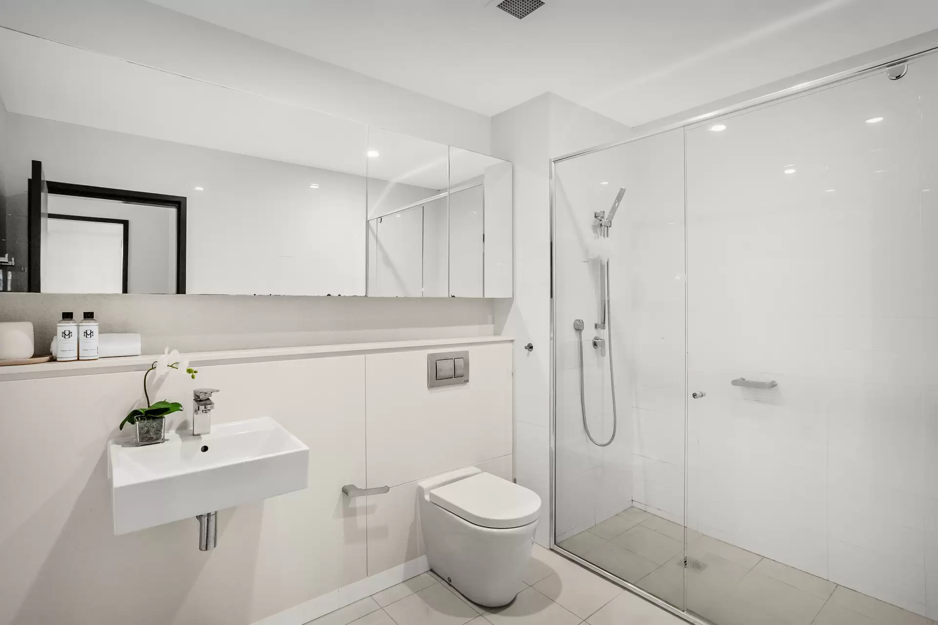 402/17 Monza Boulevard, Wentworth Point Sold by Chidiac Realty - image 1